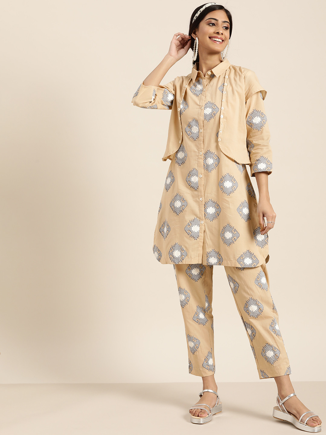 

Sangria Women Beige & White Printed Layered Kurta with Trousers