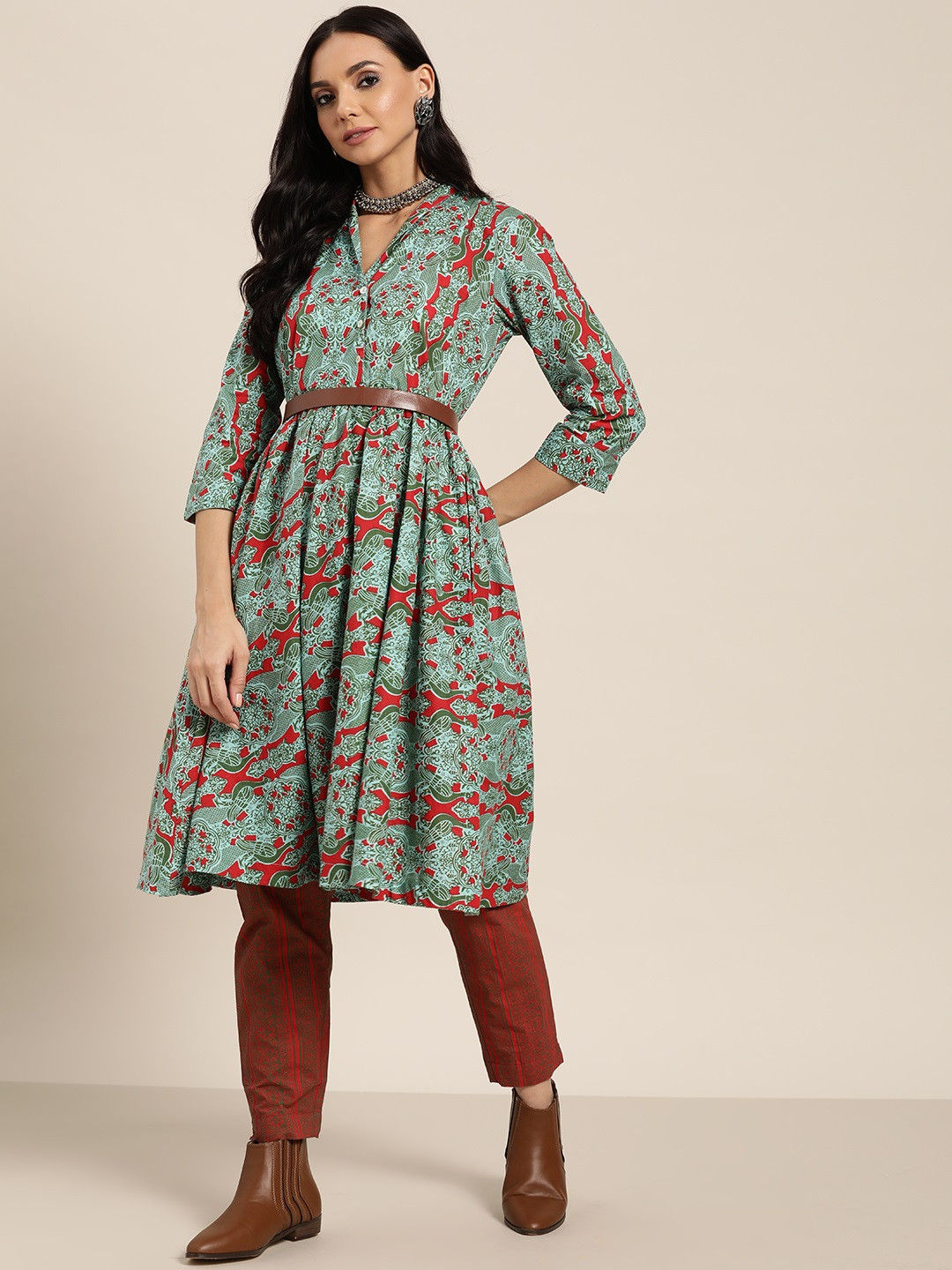 

Sangria Women Green Ethnic Motifs Printed Pure Cotton Kurta with Trousers