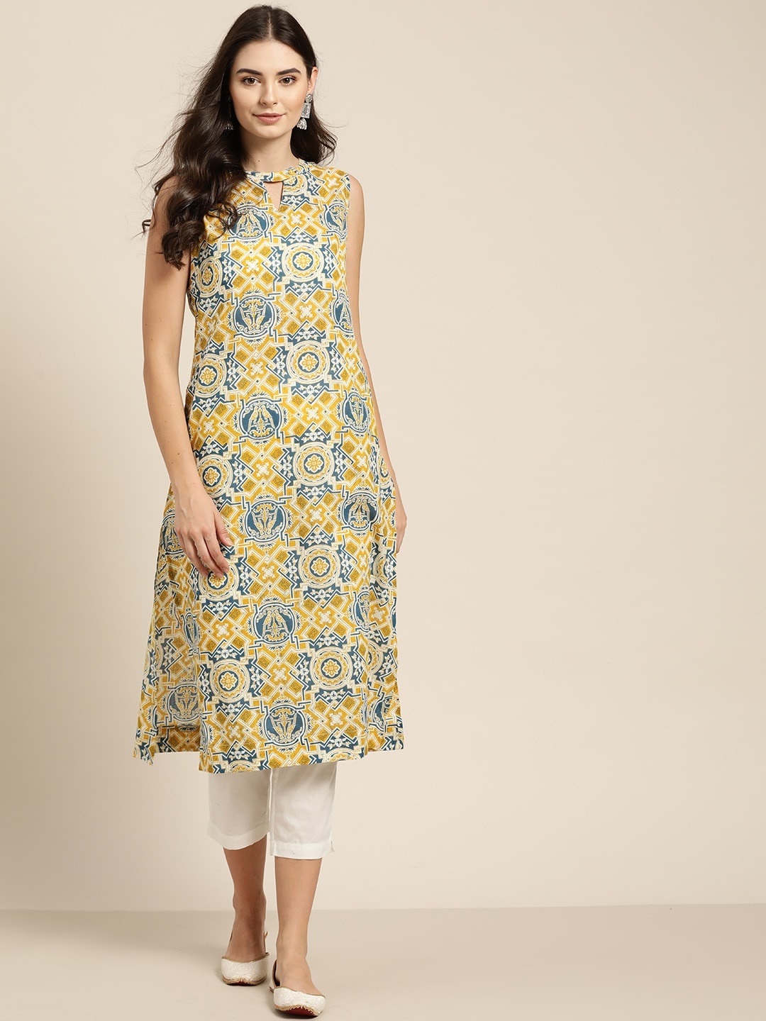 

Sangria Women Mustard Yellow & Blue Ethnic Motifs Printed Keyhole Neck Straight Kurta