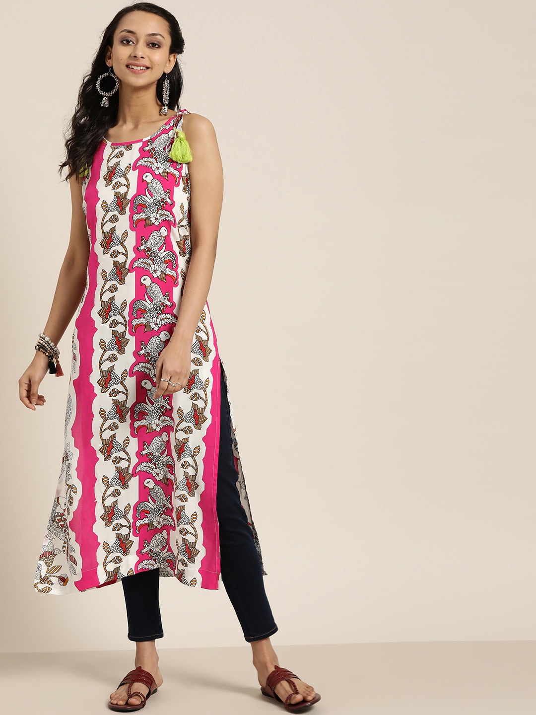 

Sangria Women Pink & White Pure Cotton Ethnic Motif Printed Straight Kurta