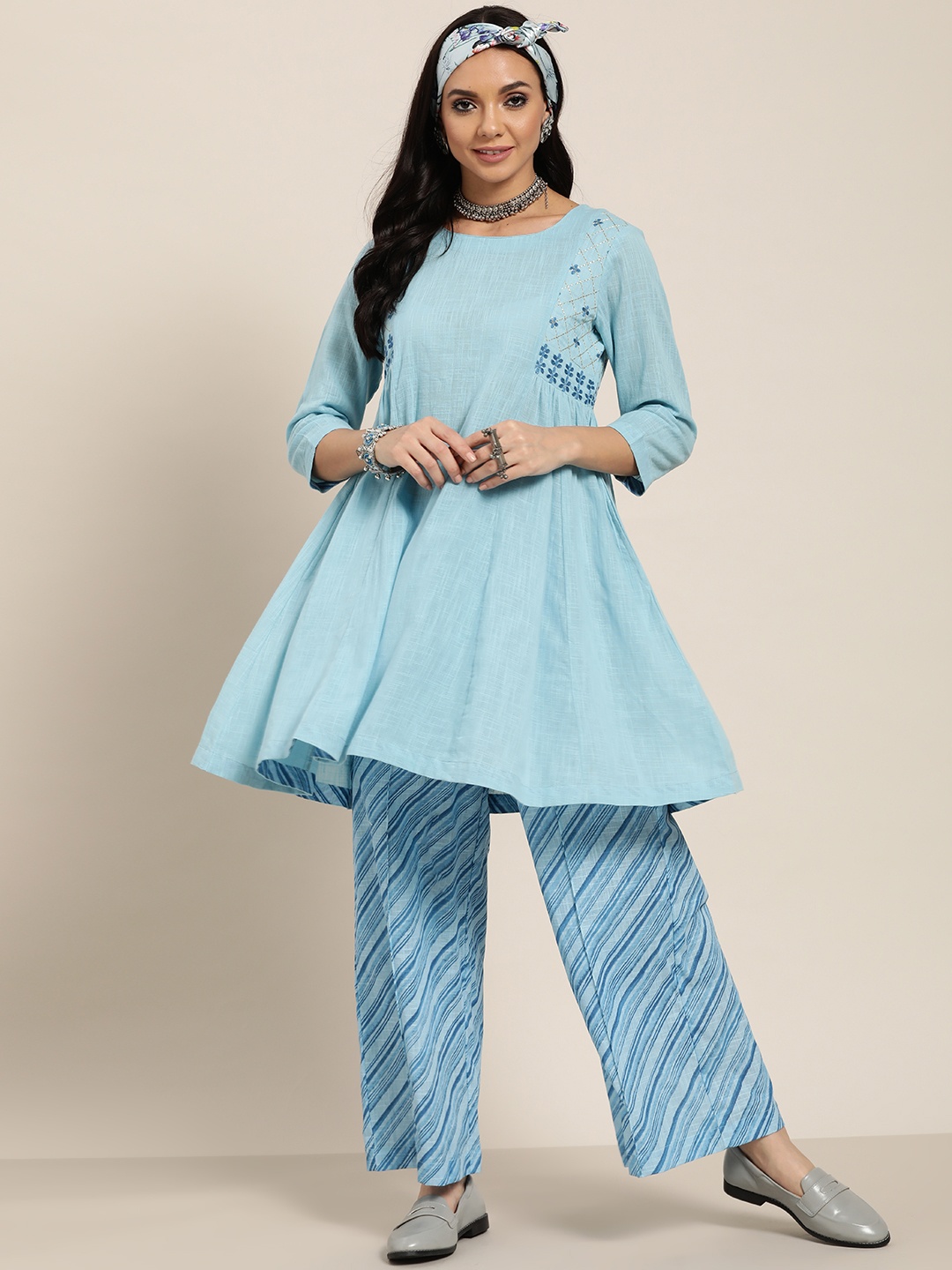 

Sangria Women Blue Ethnic Motifs Embroidered Thread Work Pure Cotton Kurta with Palazzos