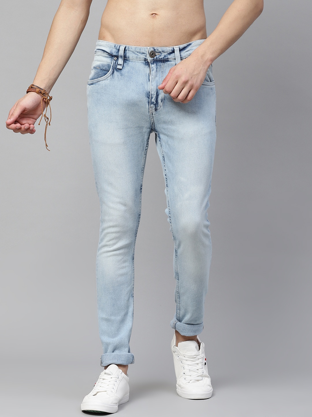 

The Roadster Lifestyle Co Men Blue Super Skinny Fit Light Fade Stretchable Jeans