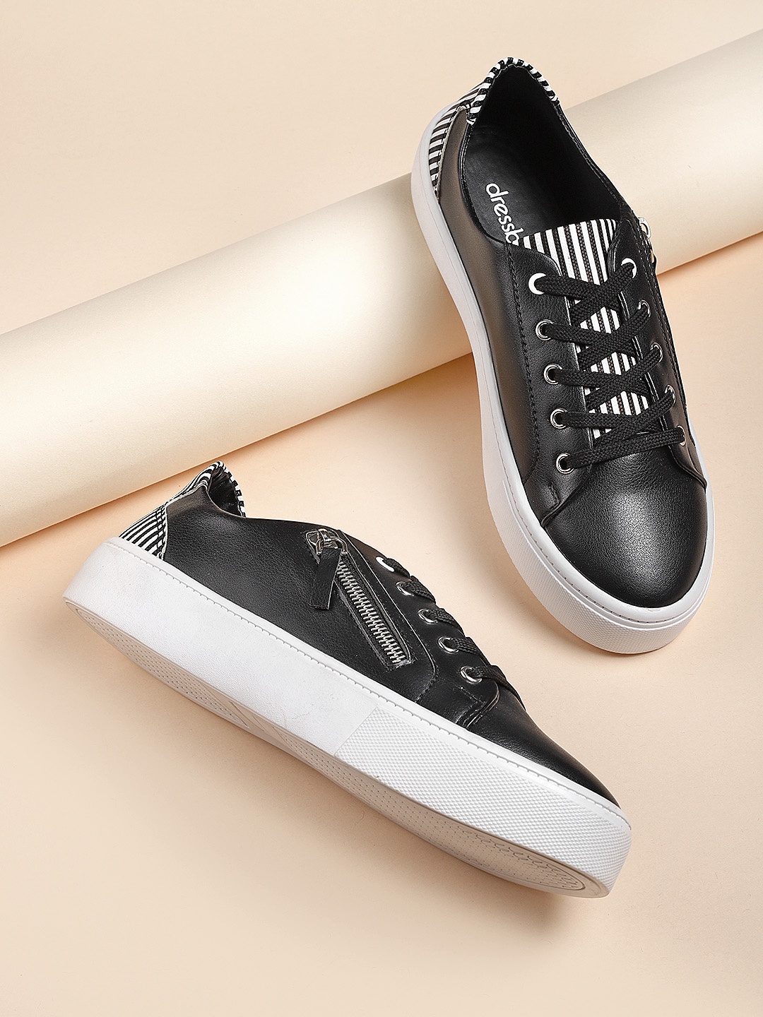

DressBerry Women Black Striped & Zip Detail Sneakers