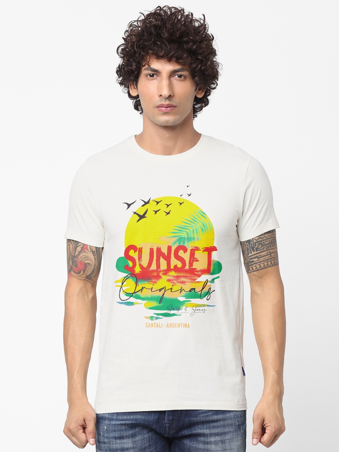 

Jack Jones Men Off-White Printed Slim Fit Round Neck Sustainable Pure Cotton T-shirt
