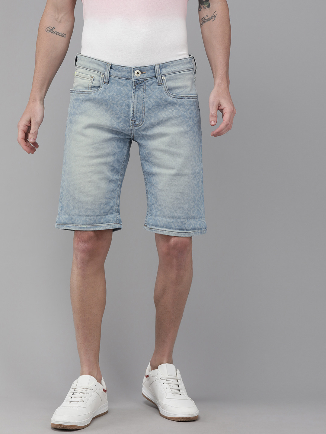 

Jack & Jones Men Blue Printed Regular Fit Denim Shorts