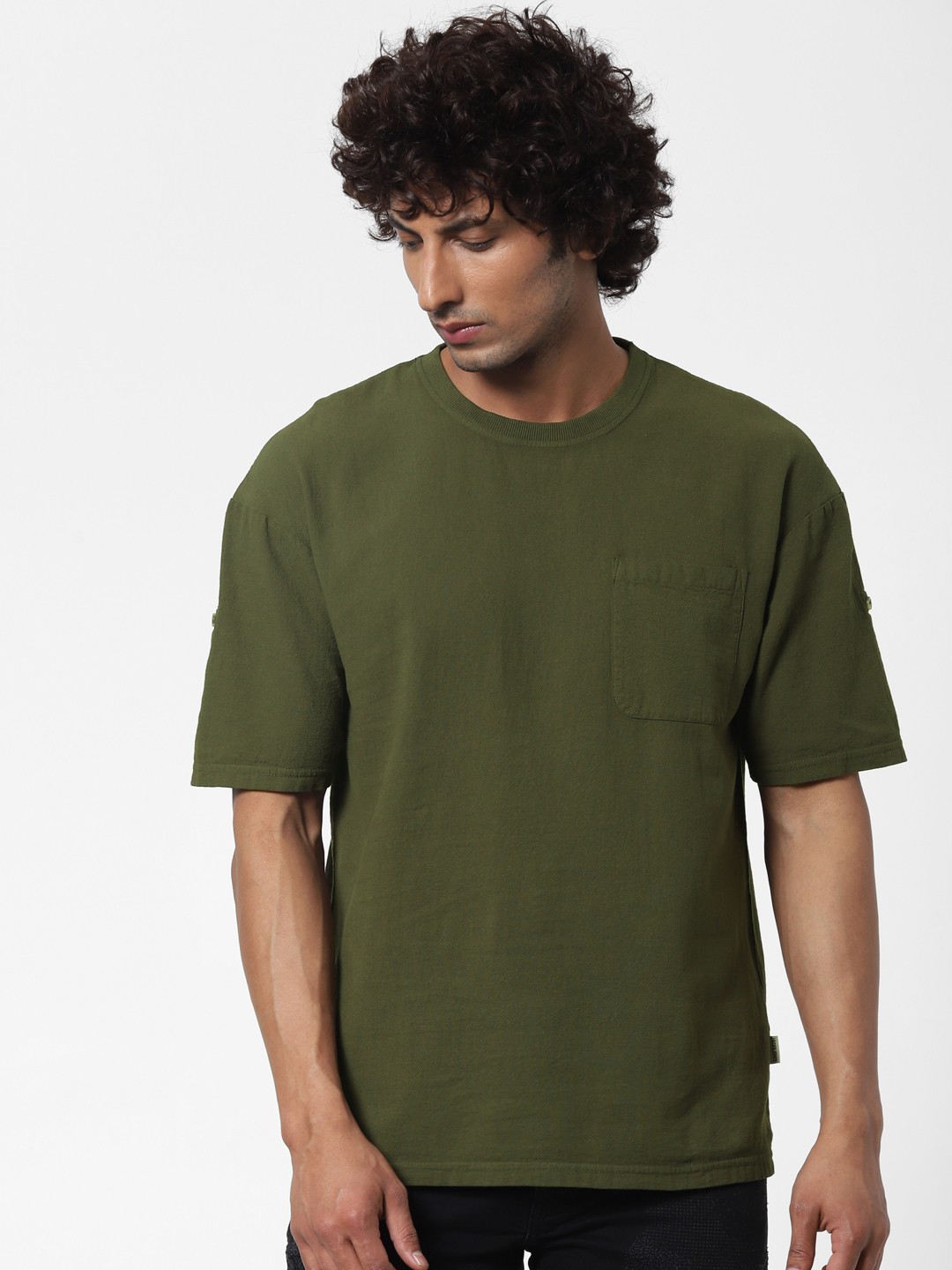 

Jack Jones Men Olive Green Solid Boxy Fit Round Neck Pure Cotton T-shirt