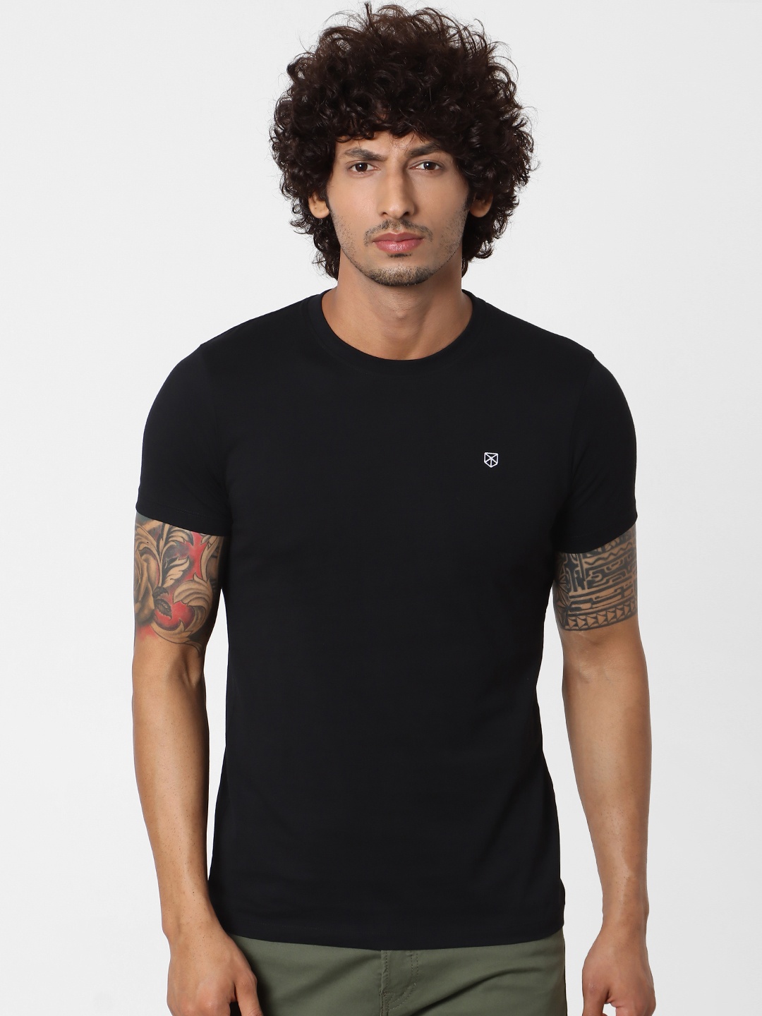 

Jack Jones Men Black Solid Slim Fit Round Neck Pure Cotton T-shirt