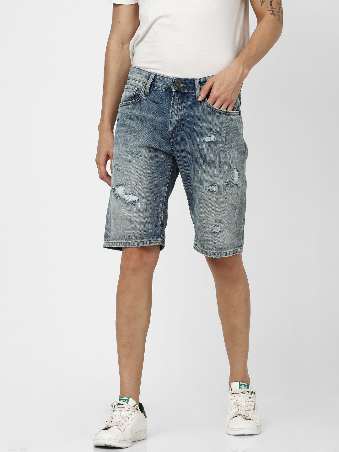 

Jack & Jones Men Blue Washed Regular Fit Distressed Denim Shorts
