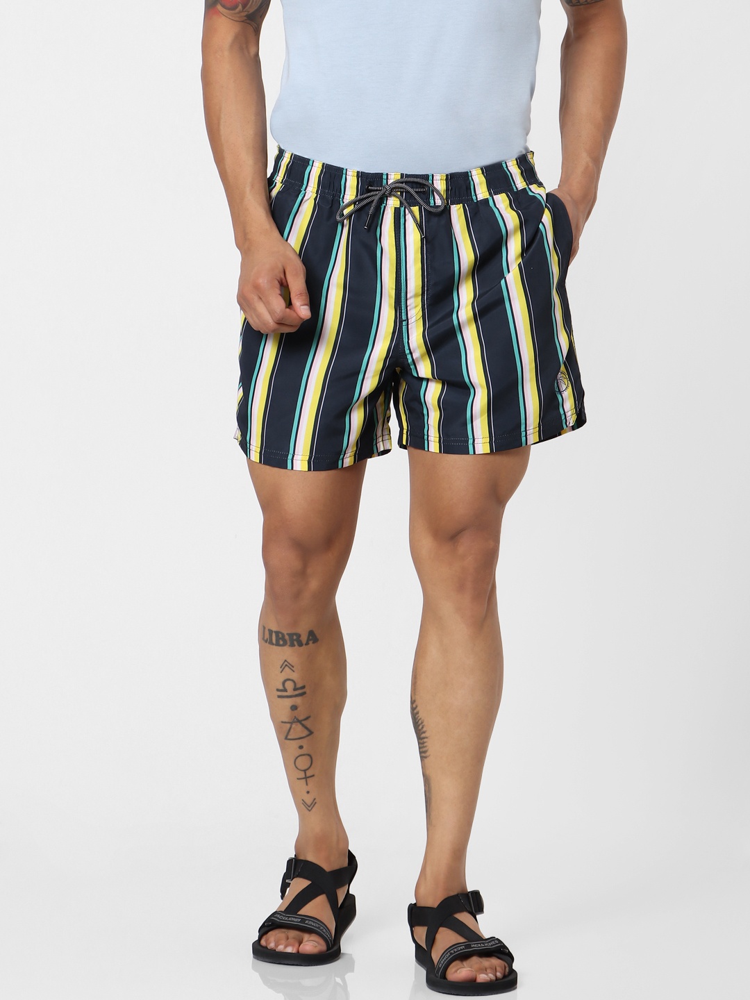 

Jack & Jones Men Navy Blue & Yellow Printed Regular Fit Sustainable Regular Shorts