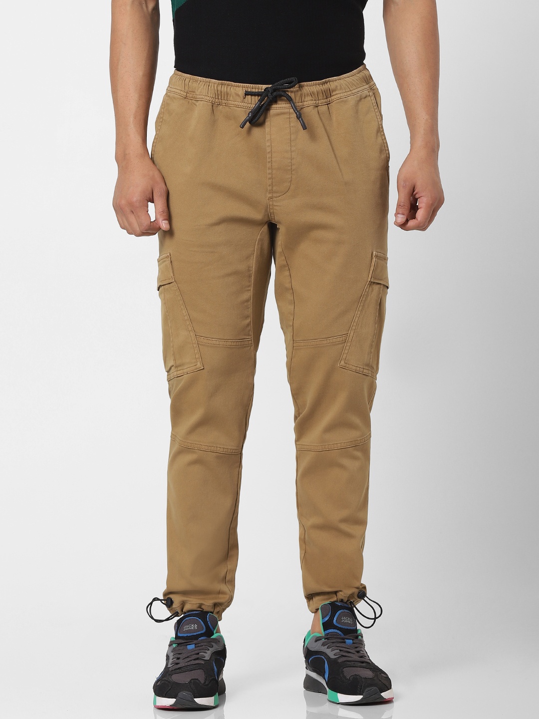 

Jack & Jones Men Beige Regular Fit Solid Cargos