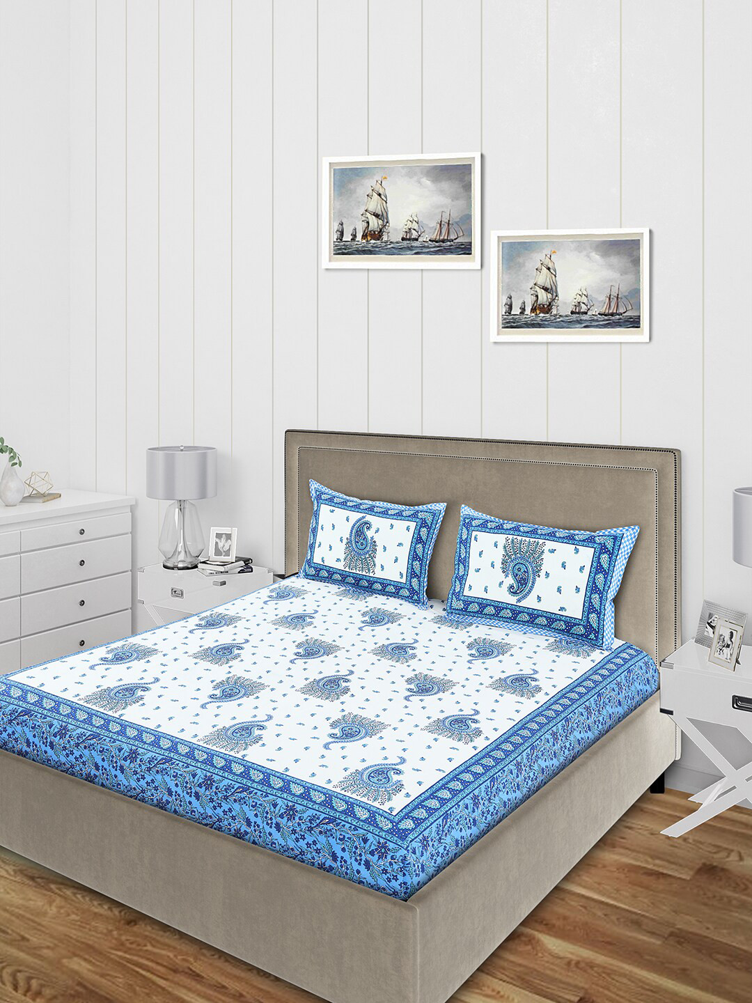 

Salona Bichona White & Blue Printed 120 TC Queen Bedsheet With 2 Pillow Covers