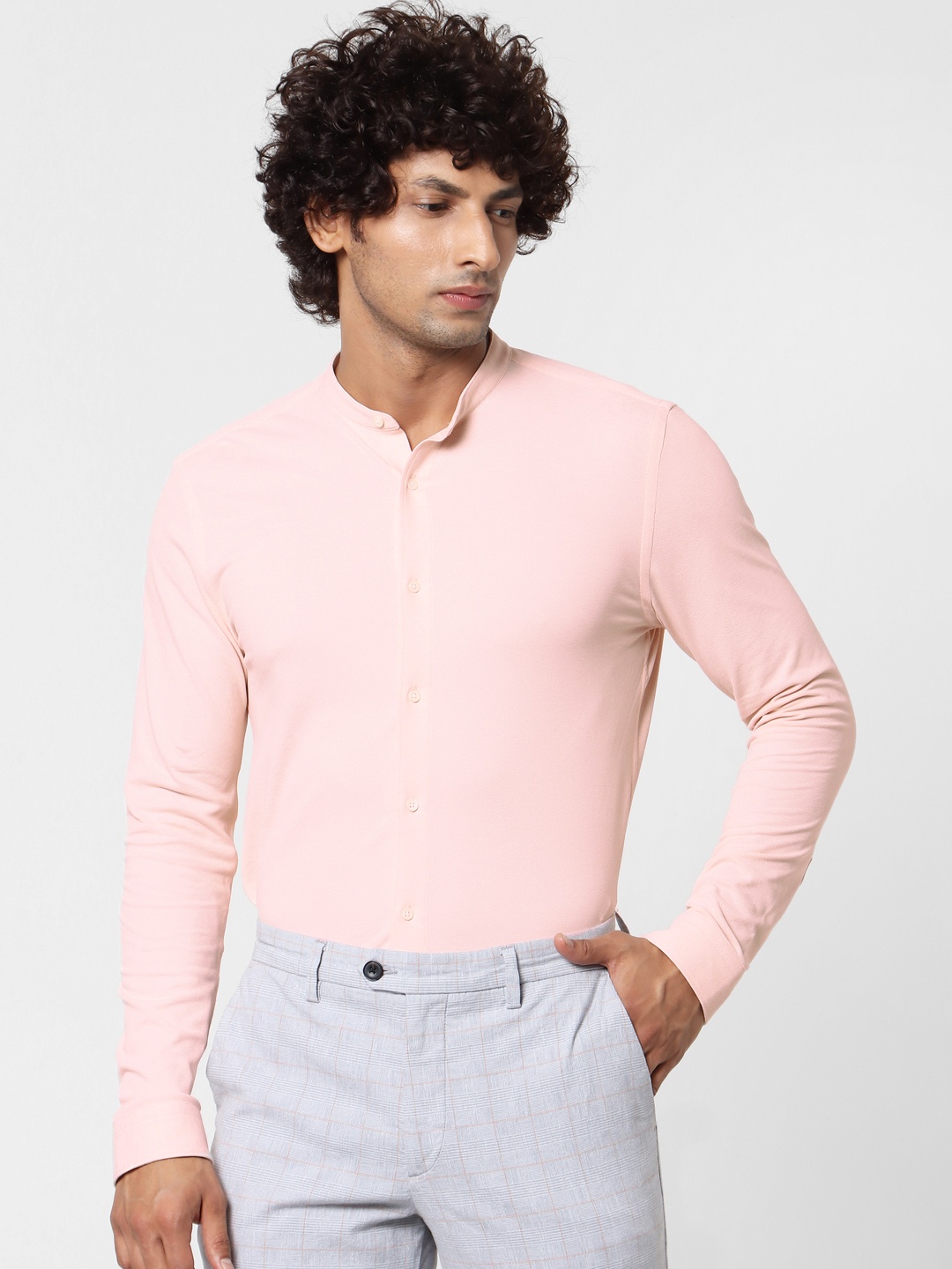 

Jack & Jones Men Peach-Coloured Slim Fit Solid Knitted Casual Shirt