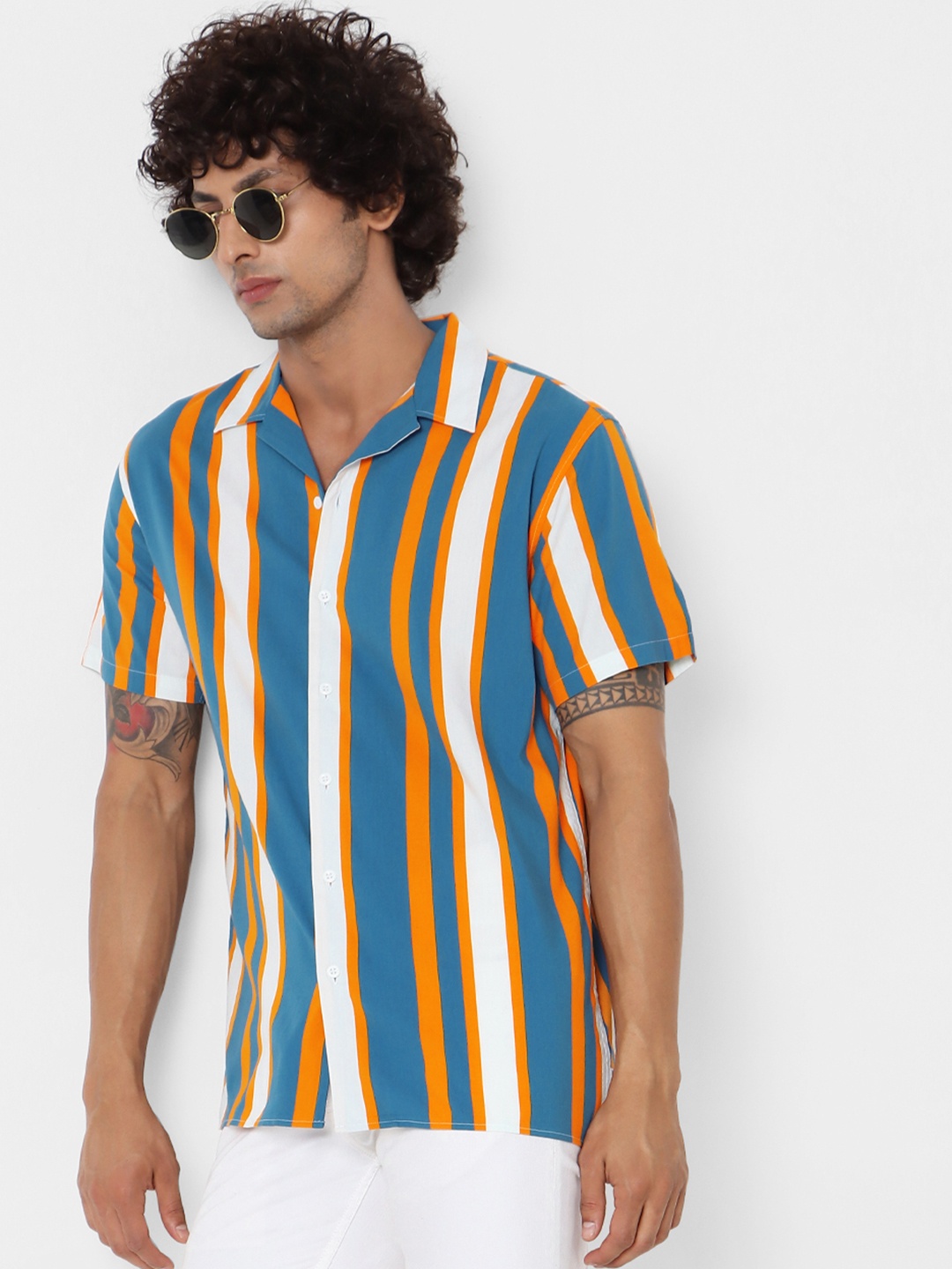 

Jack & Jones Men White & Blue Regular Fit Striped Casual Shirt