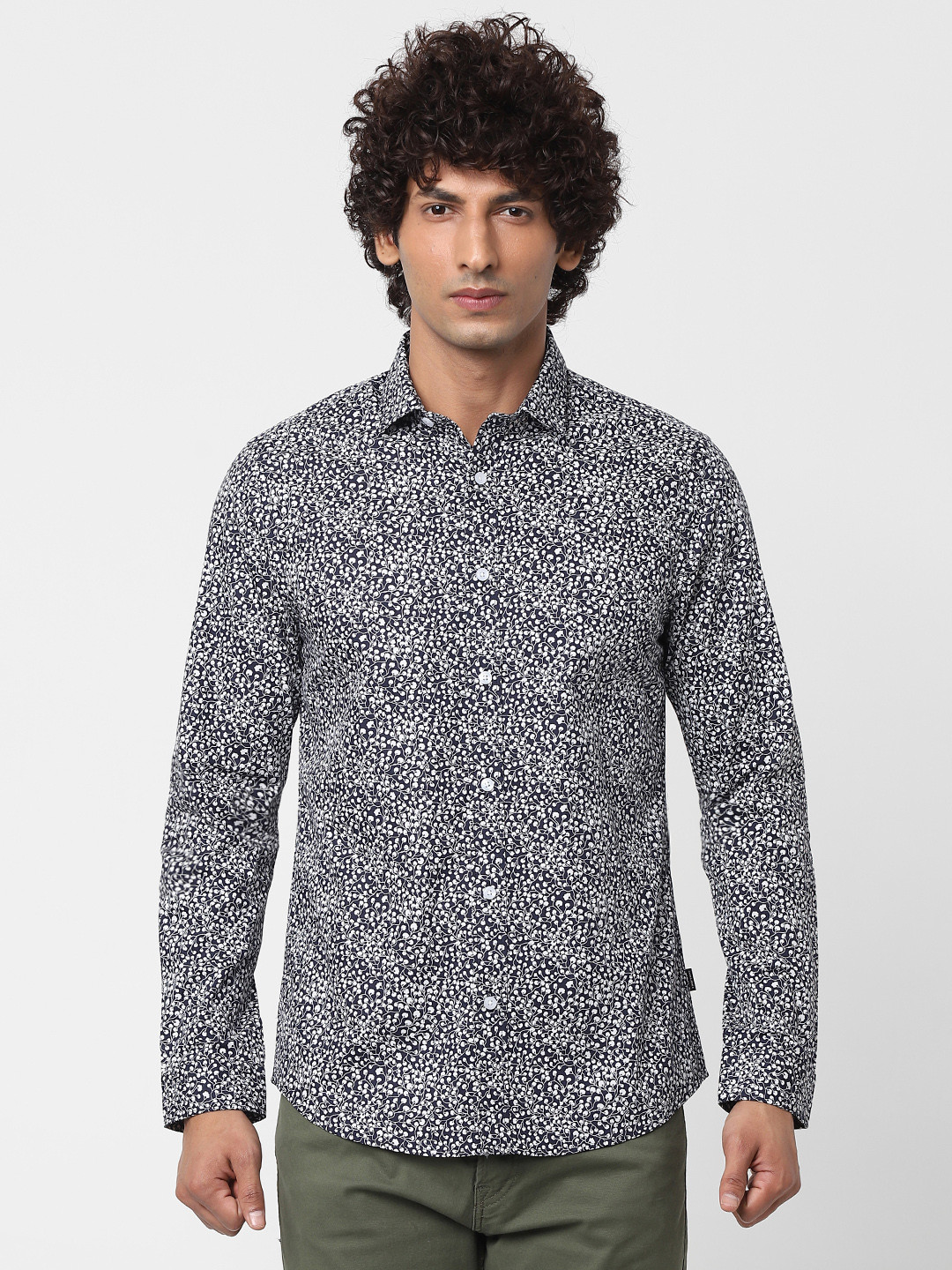 

Jack & Jones Men Navy Blue & White Slim Fit Printed Smart Casual Shirt