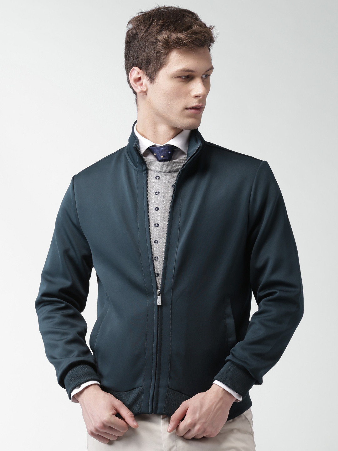 

INVICTUS Men Navy Solid Knitted Jacket, Navy blue