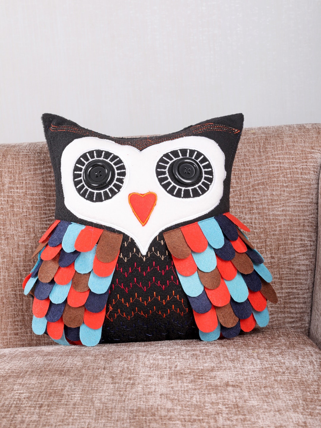 

My Gift Booth Black & White Printed Fleece Owl Shape Cushion