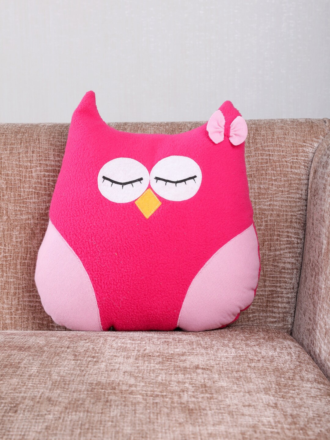 

My Gift Booth Pink & White Printed Owl Shape Cushion