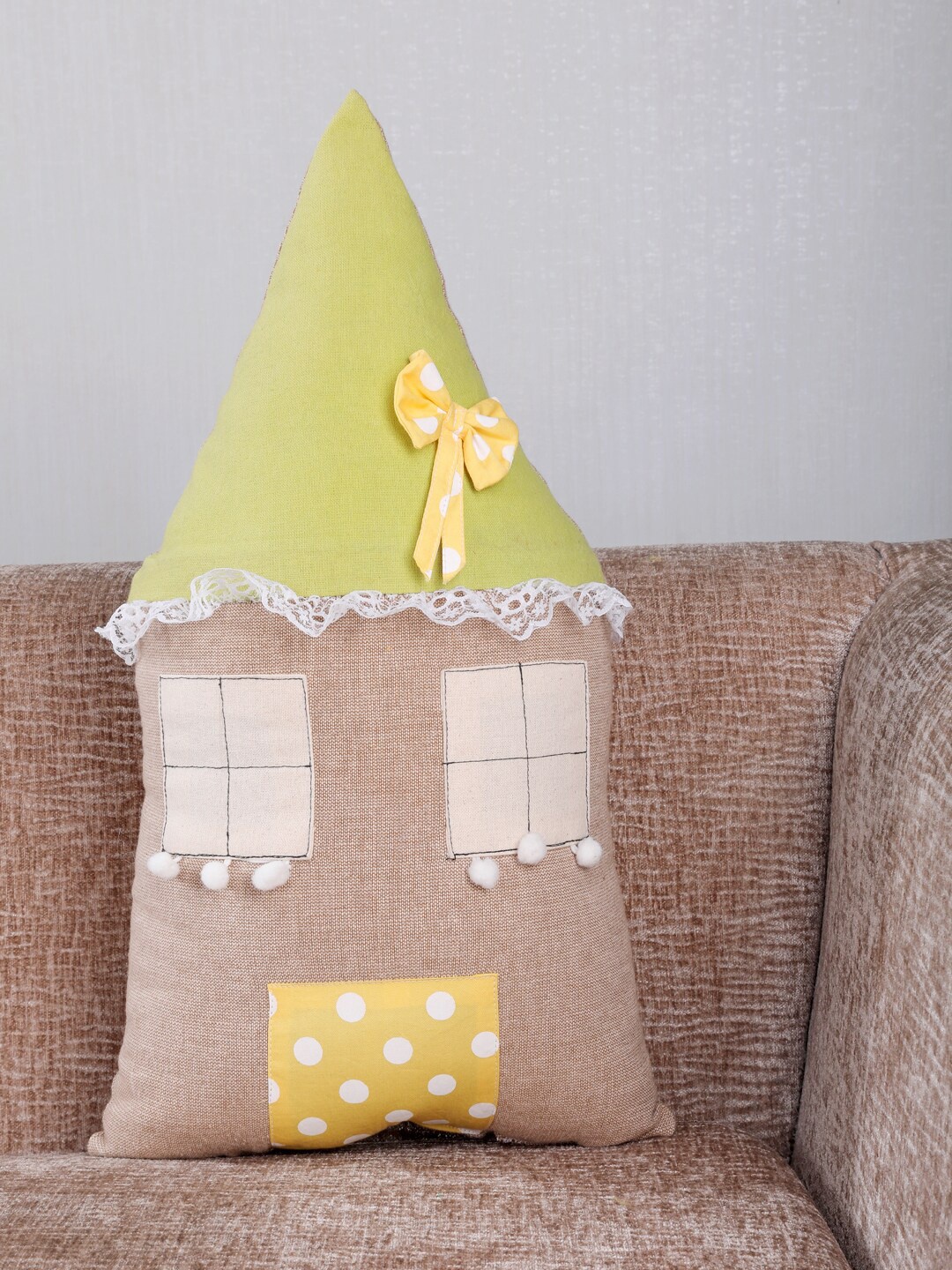 

My Gift Booth Beige & Green Colourblocked Hut-Shaped Cushion with Filling