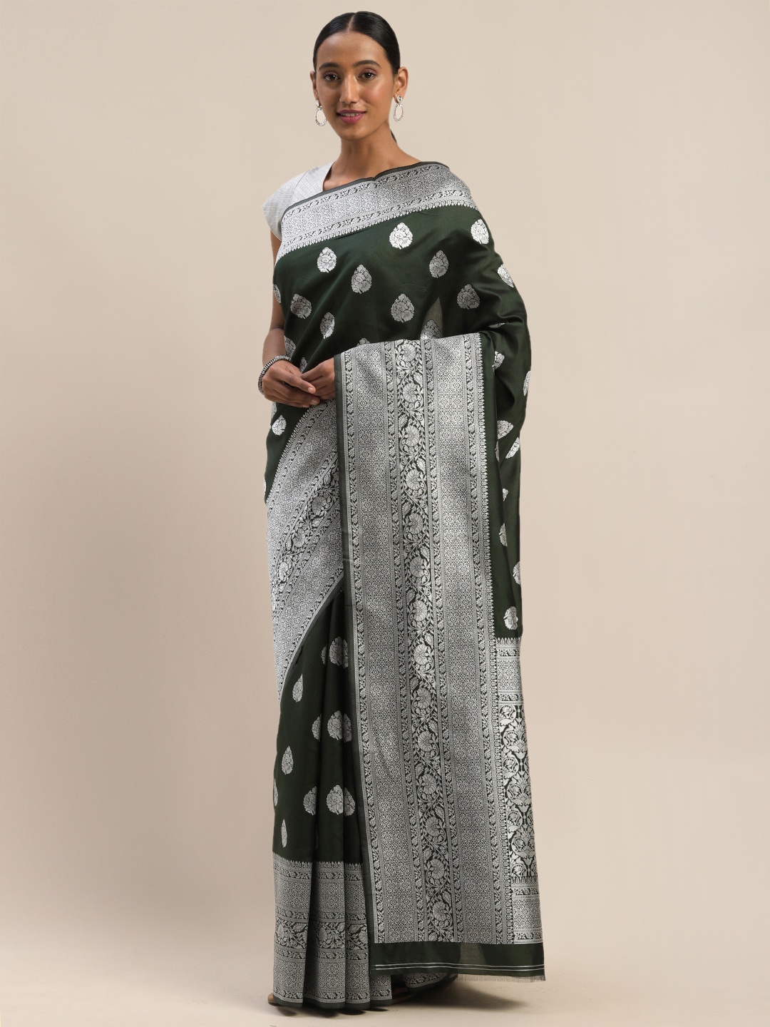 

Shaily Green & Silver-Toned Woven Design Saree