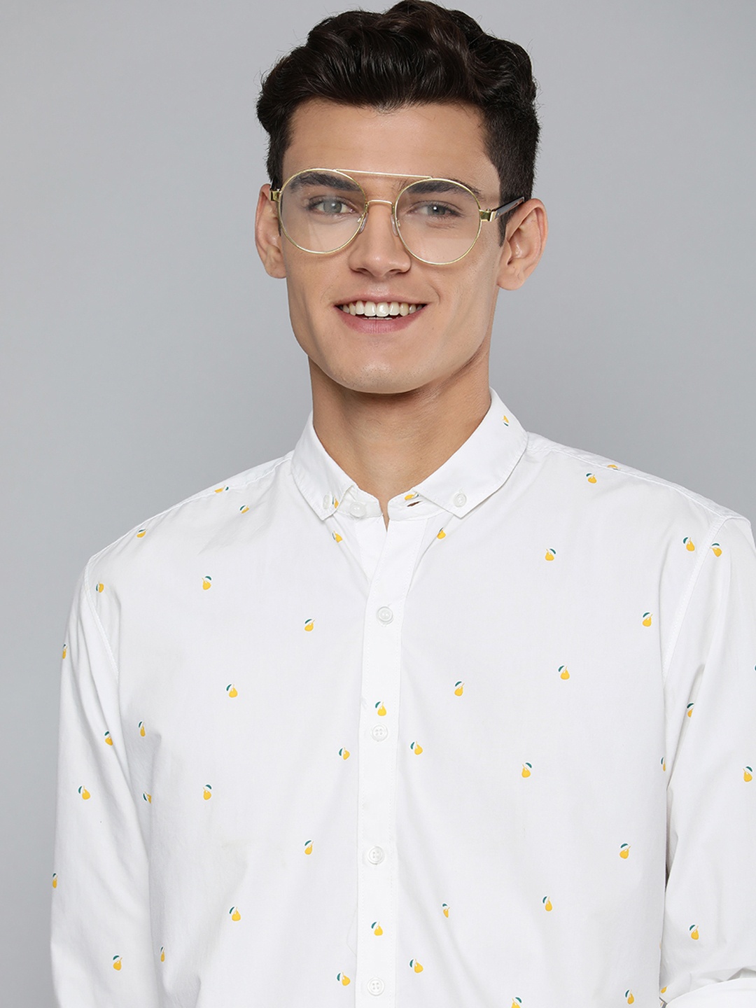 

Mast & Harbour Men White Conversational Print Slim Fit Pure Cotton Casual Shirt
