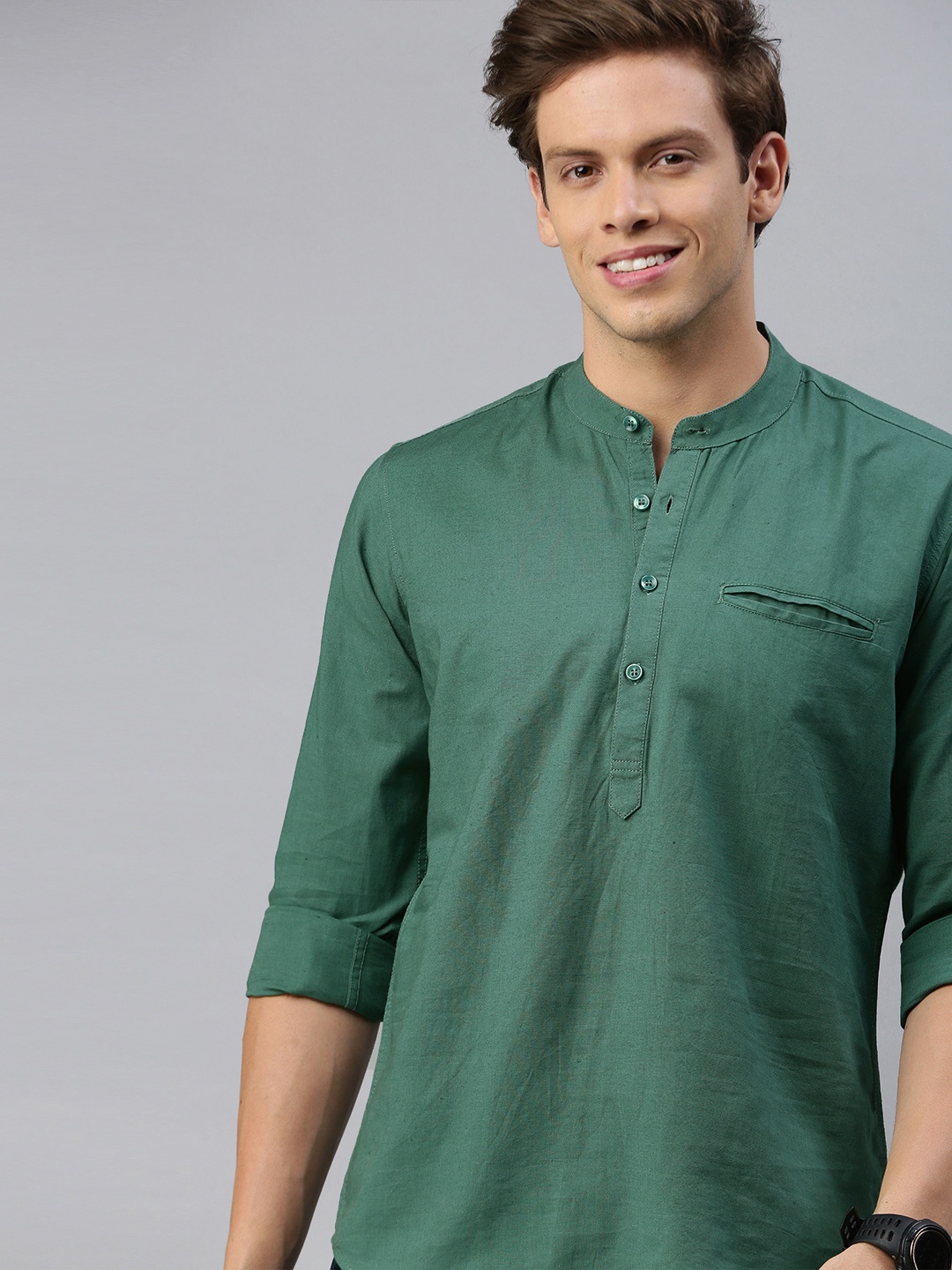 

Mast & Harbour Men Green Regular Fit Solid Casual Cotton-Linen Shirt