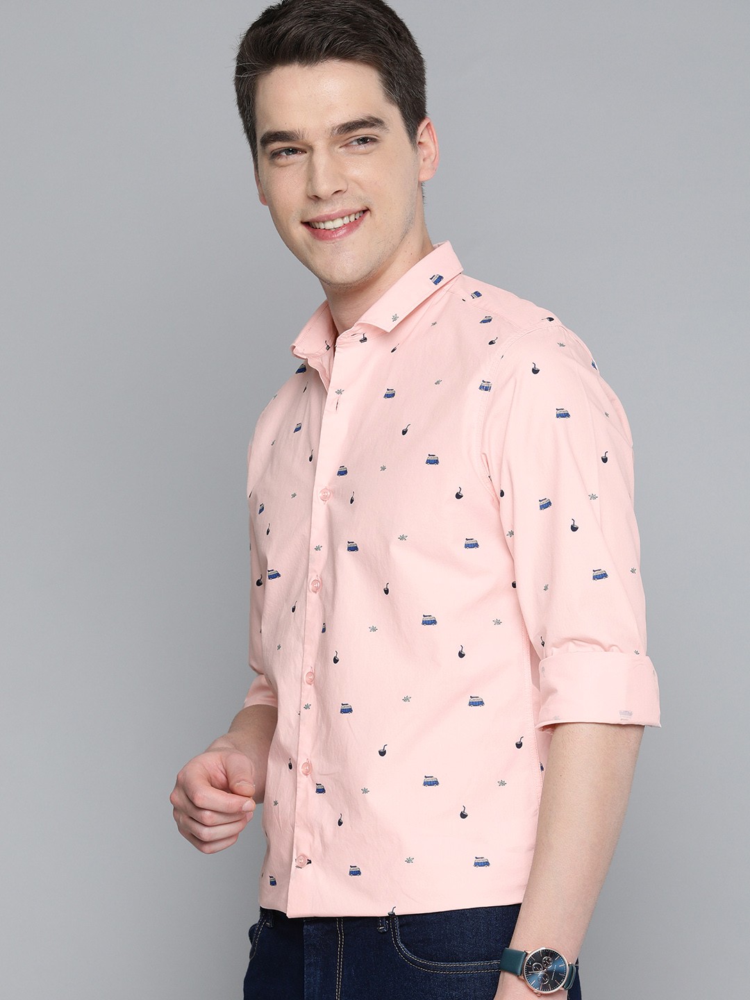 

Mast & Harbour Men Peach-Coloured & Blue Regular Fit Conversational Printed Casual Shirt