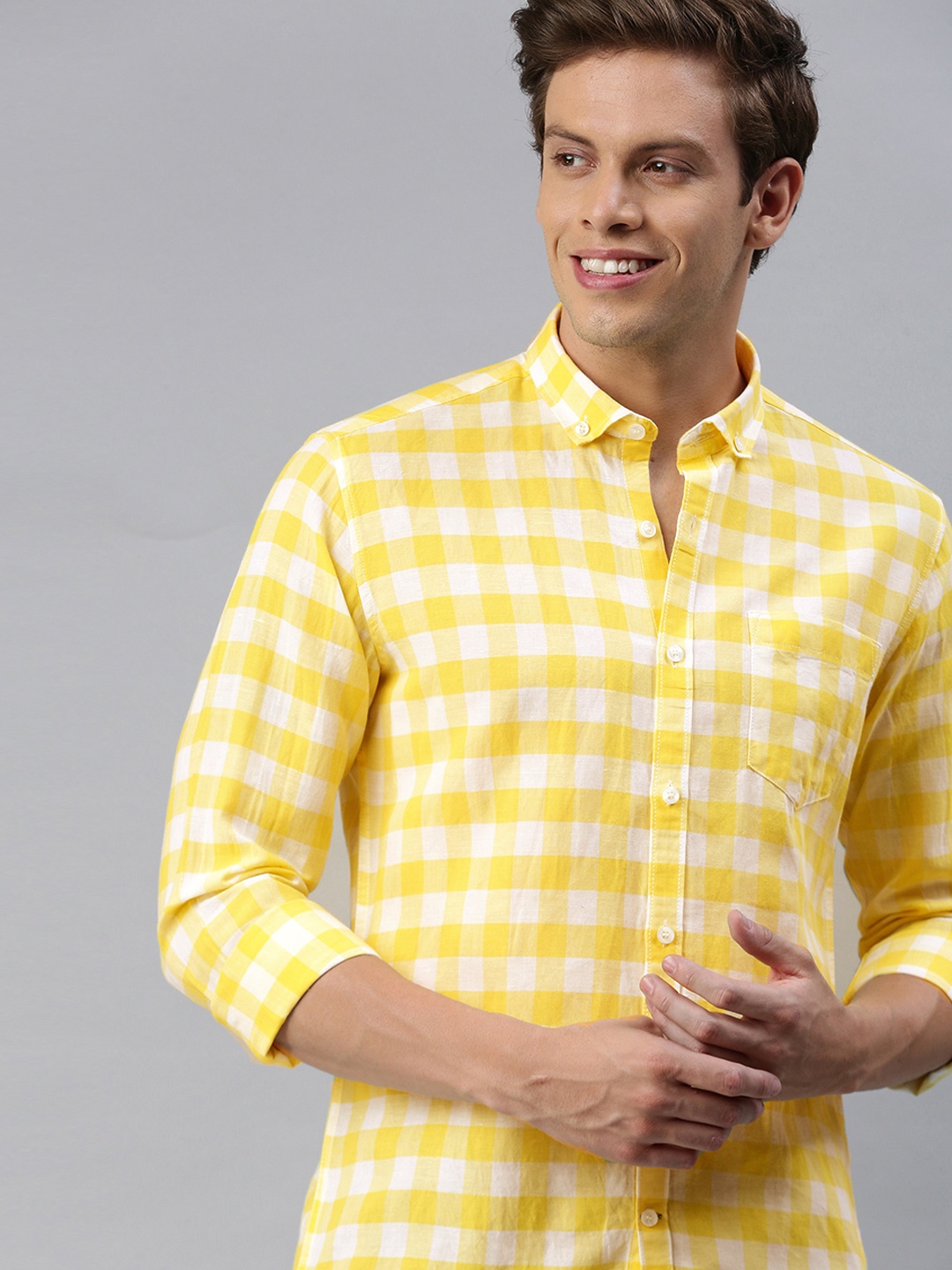 

Mast & Harbour Men Yellow & White Regular Fit Checked Casual Cotton-Linen Shirt