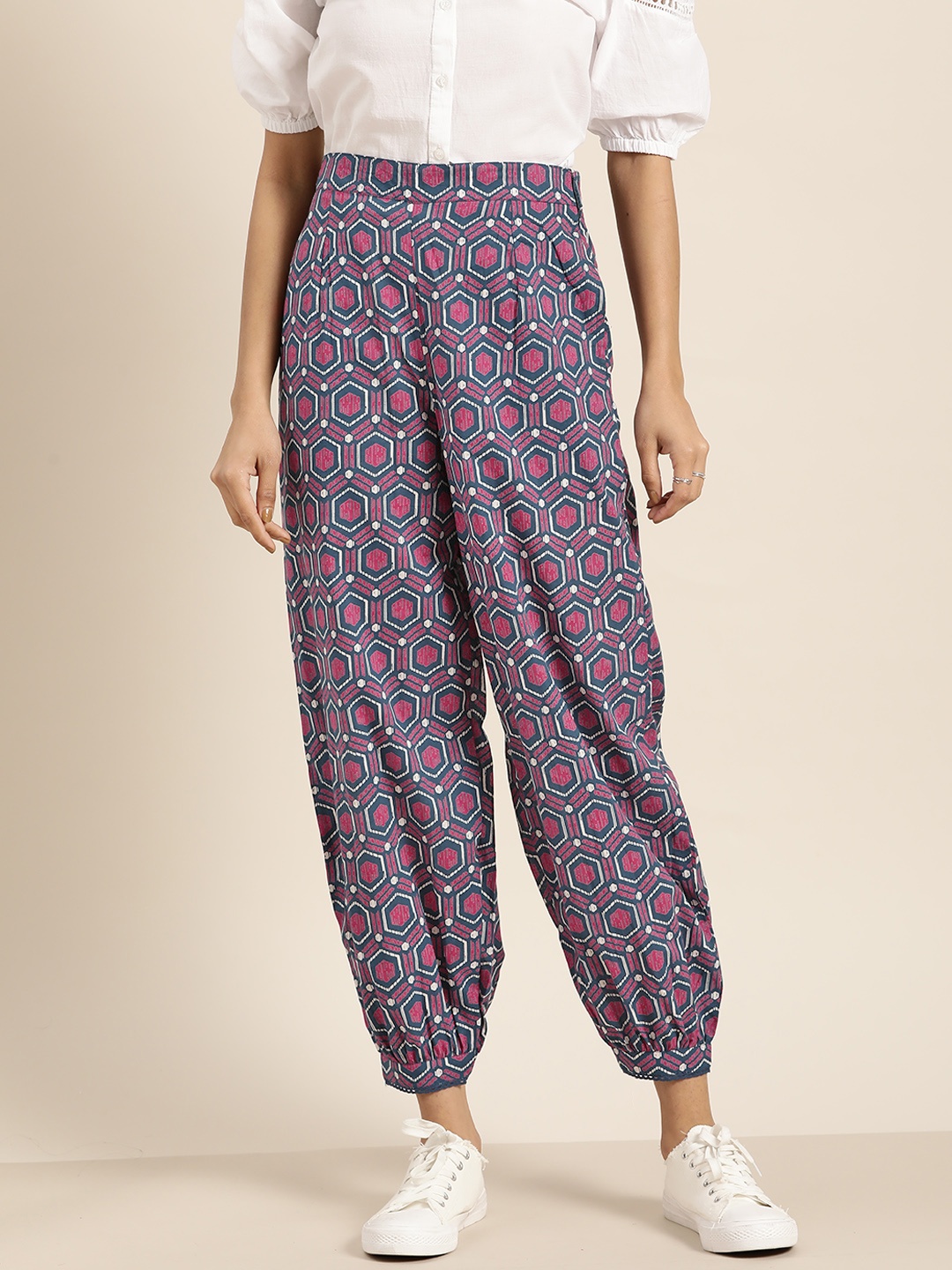 

Sangria Women Navy Blue & Pink Printed Pure Cotton Harem Pants