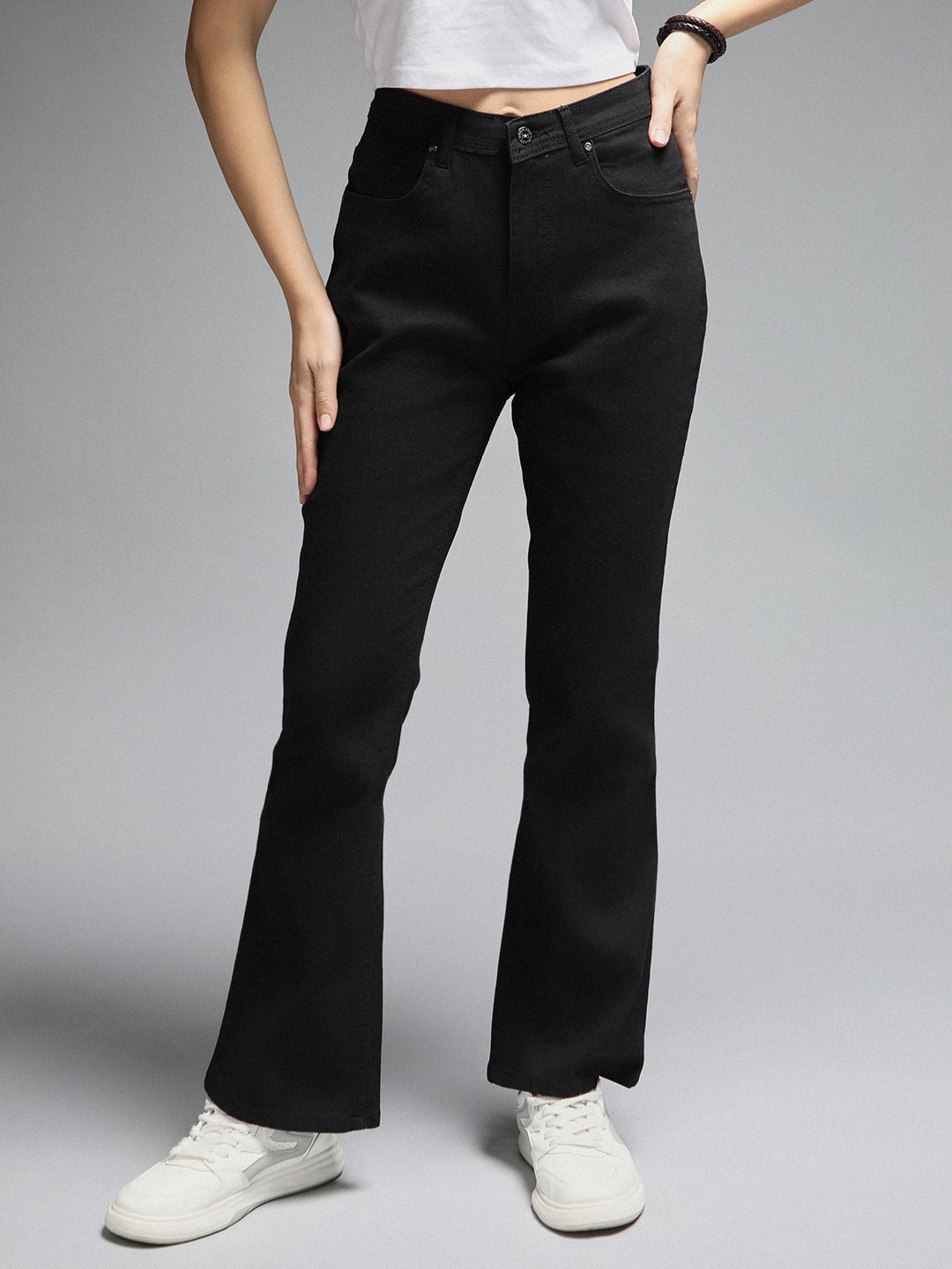 

High Star Women Black Bootcut High-Rise Clean Look Stretchable Jeans