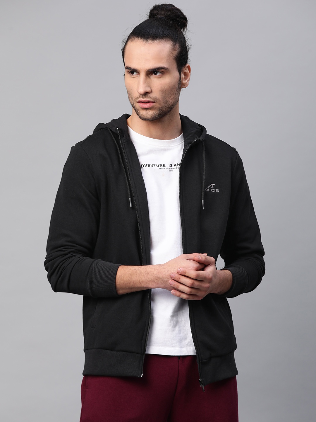 

Alcis Men Black Solid Hooded Sweatshirt