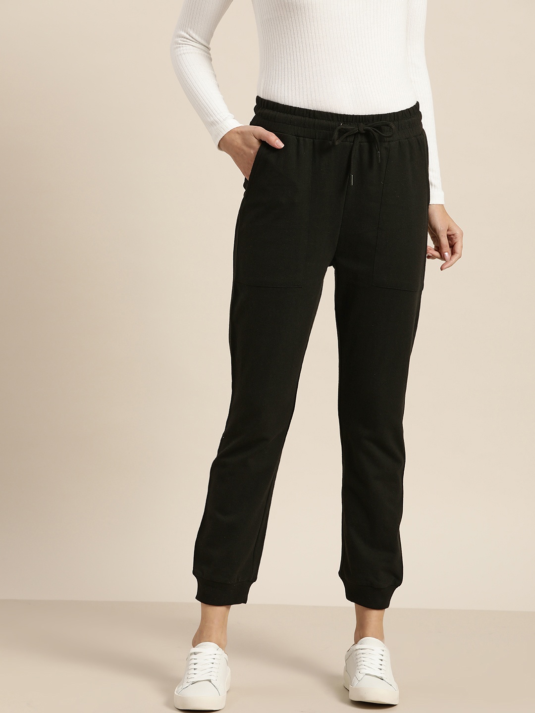 

her by invictus Women Black Pure Cotton Solid Cropped Joggers