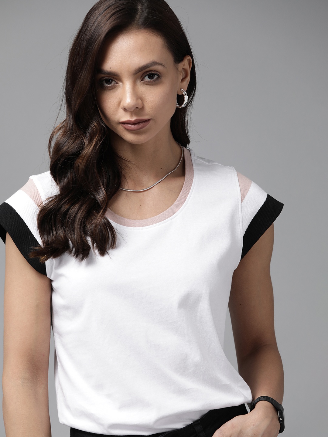 

Roadster White Solid Pure Cotton Top
