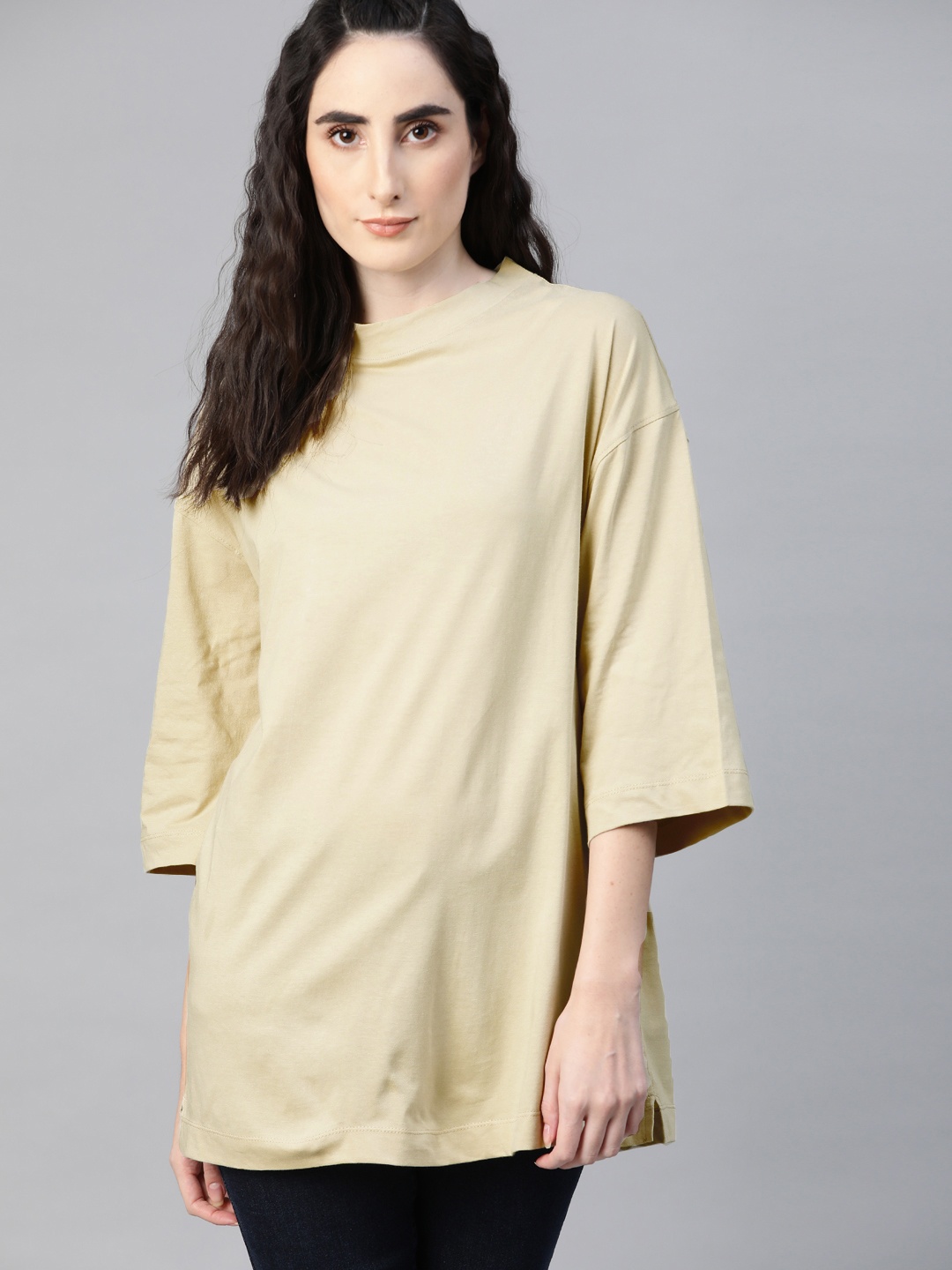 

The Roadster Lifestyle Co Women Cream-Coloured Drop-Shoulder Sleeves Pure Cotton Longline Boxy Pure Cotton T-shirt