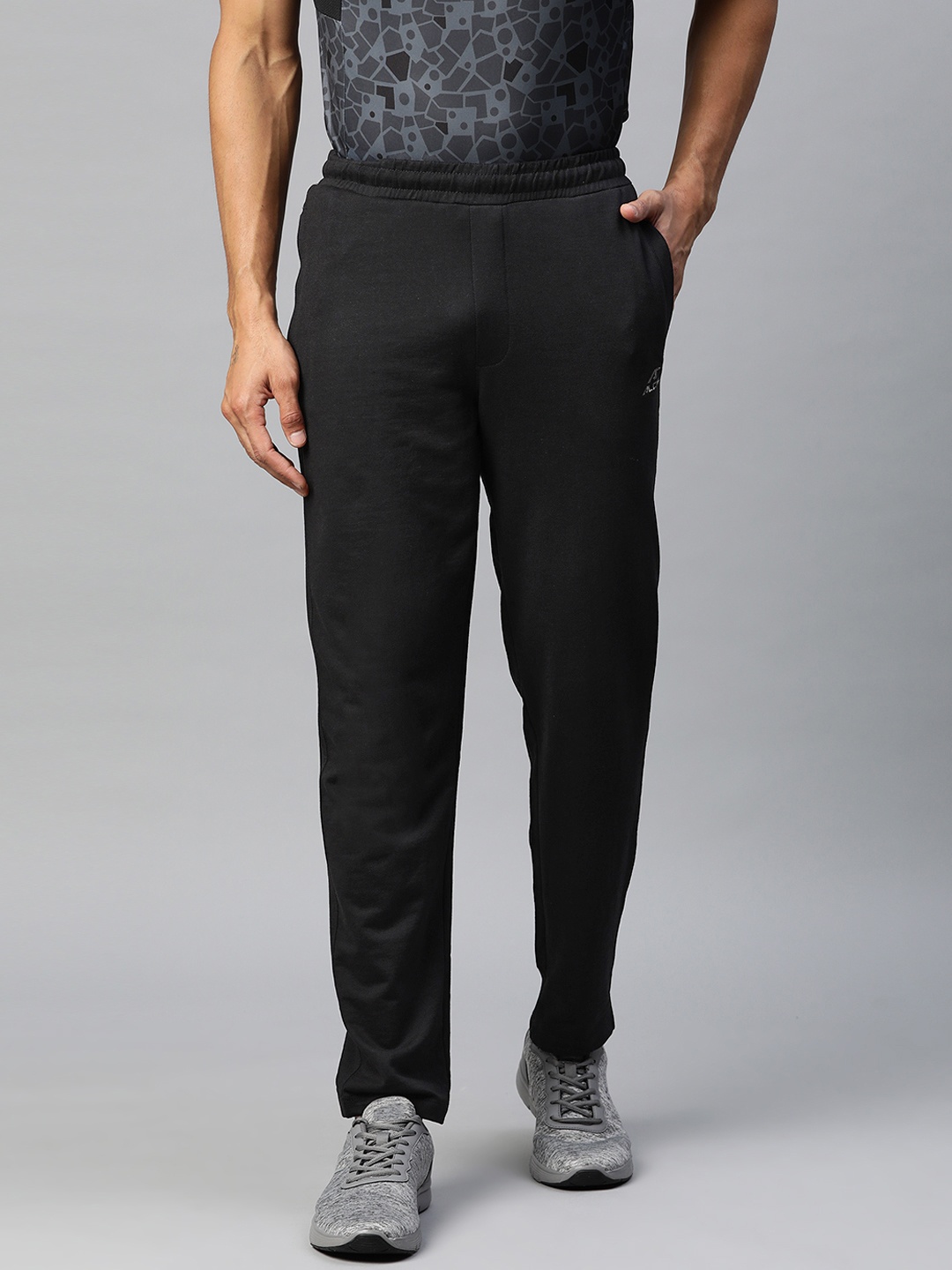 

Alcis Men Black Solid Track Pants