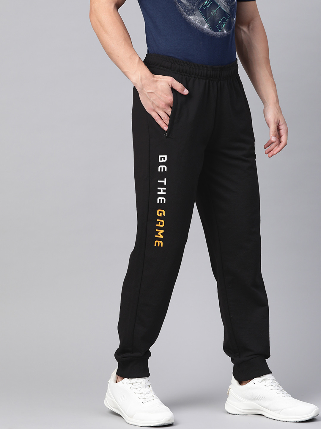 

Alcis Men Black Solid Track Pants