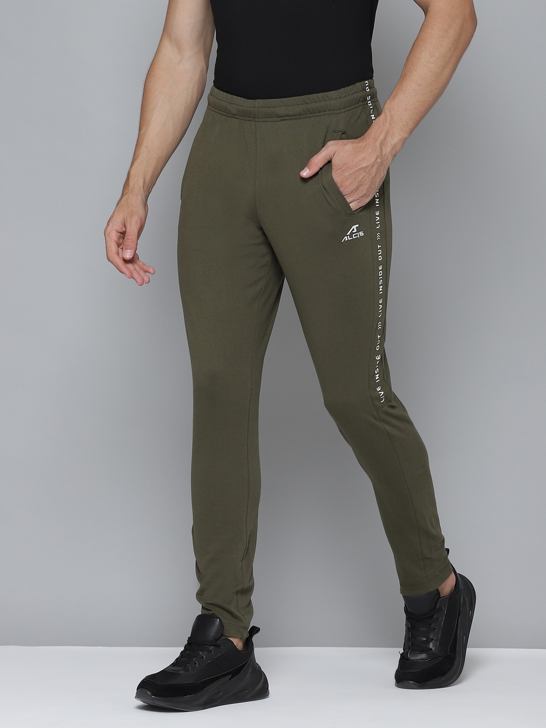 

Alcis Men Olive Green Solid Regular Fit Track Pants
