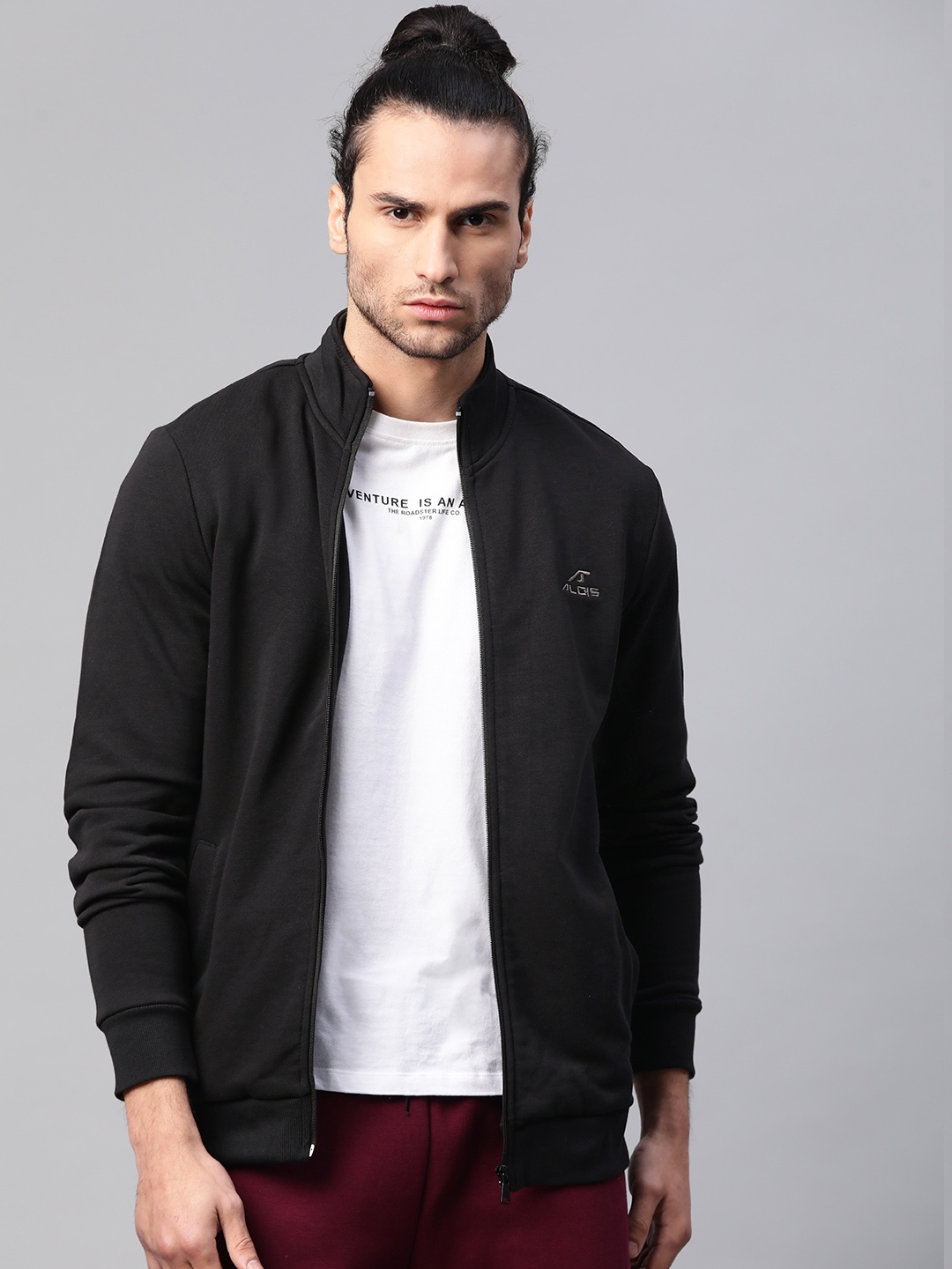 

Alcis Men Black Solid Sweatshirt