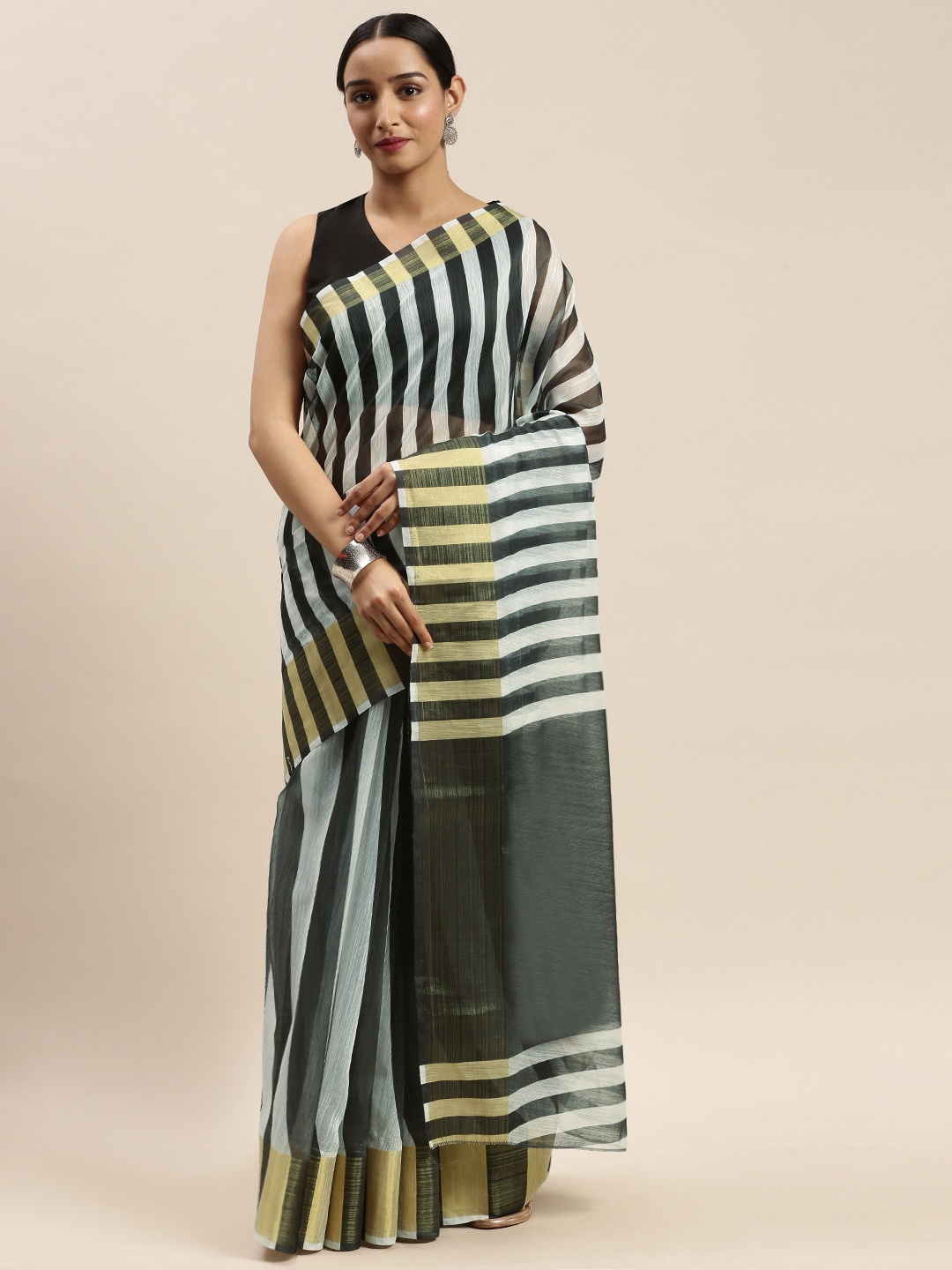 

DIVASTRI Black & White Striped Saree