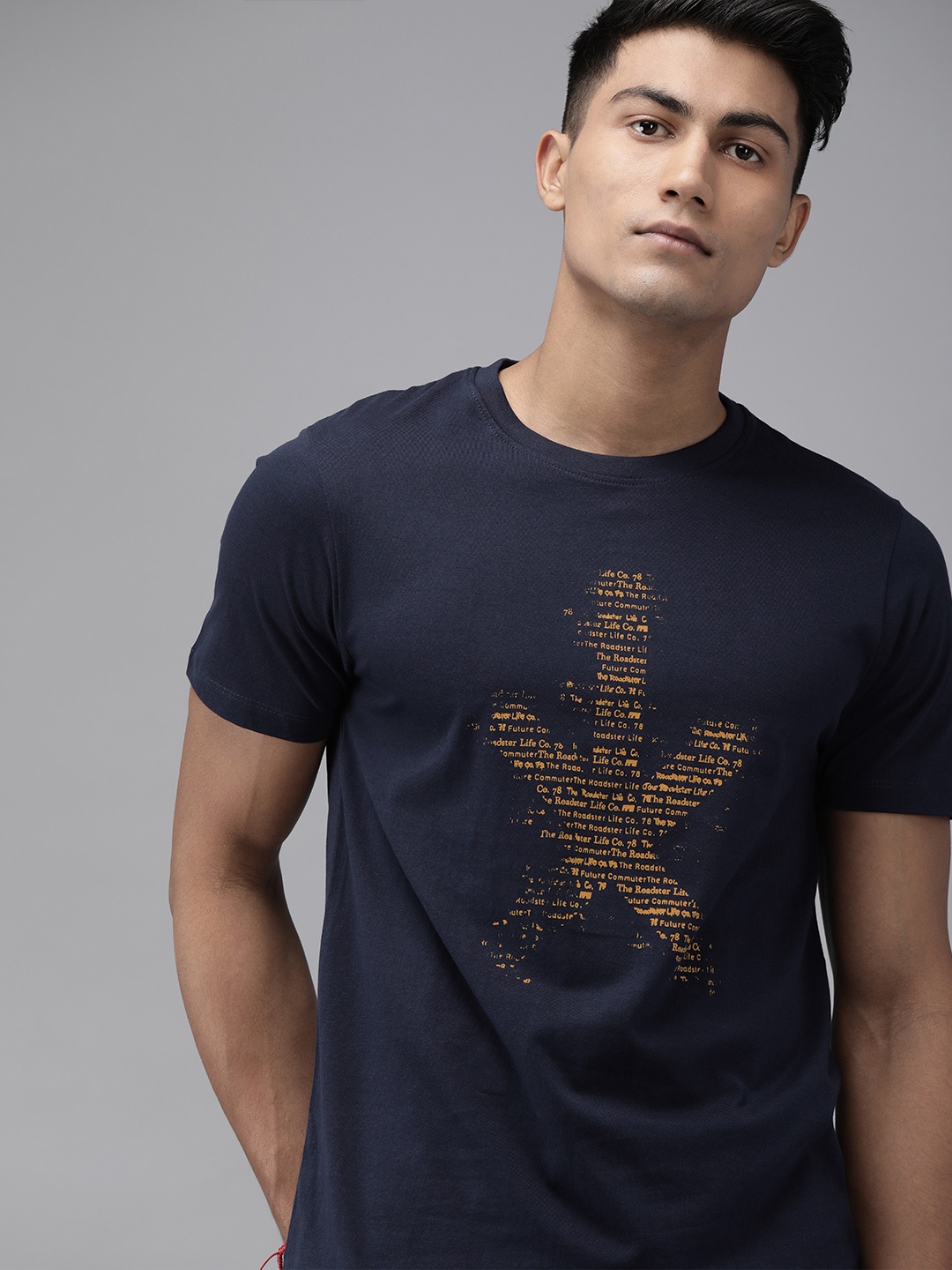 

The Roadster Lifestyle Co Men Navy Blue Printed Round Neck Pure Cotton T-shirt