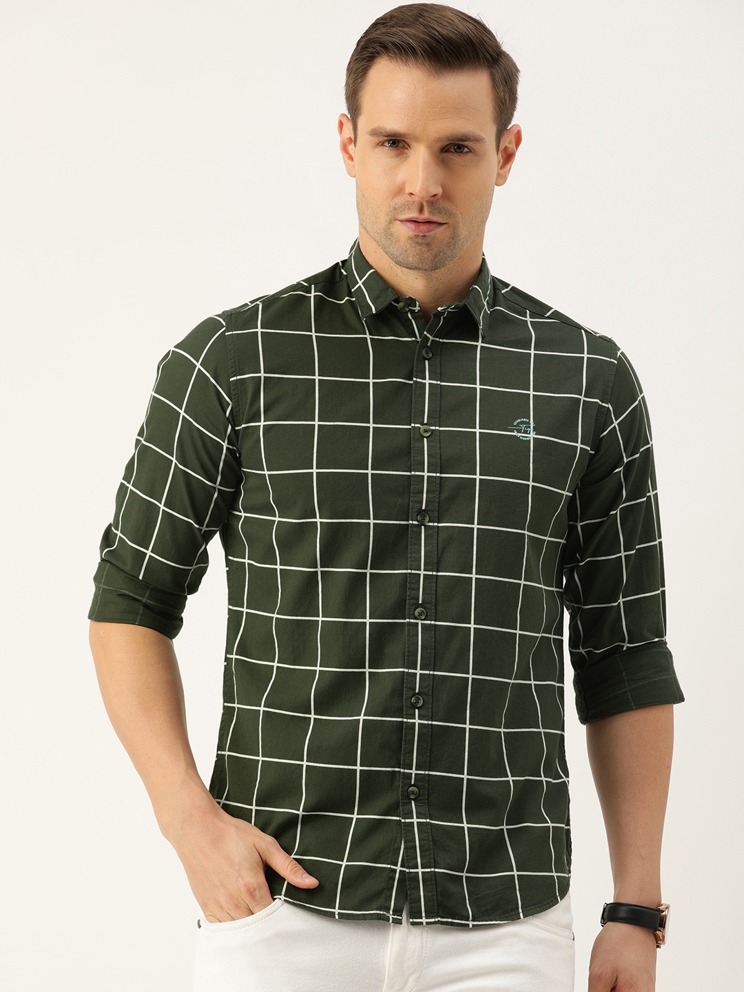 

The Indian Garage Co Men Olive Green & White Slim Fit Checked Casual Shirt