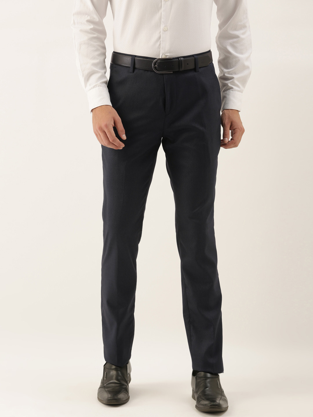 

INVICTUS Men Navy Blue Regular Fit Solid Formal Trousers