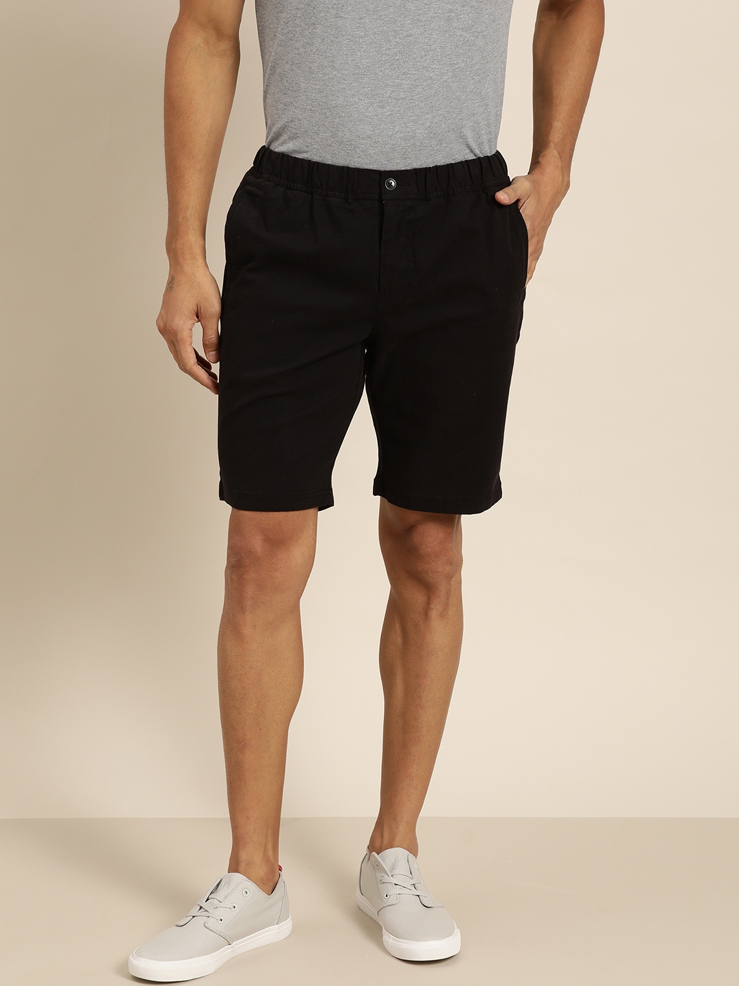 

Invictus Indoor Men Black Solid Slim Fit Chino Shorts