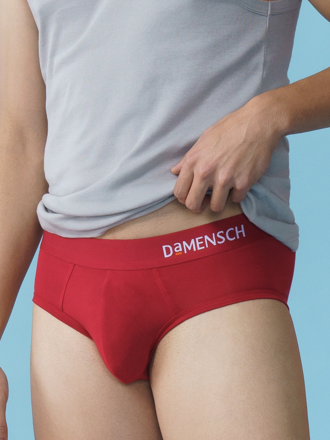 

DaMENSCH DEO-SOFT Solid Premium Egyptian Cotton-Modal Blend Briefs, Red