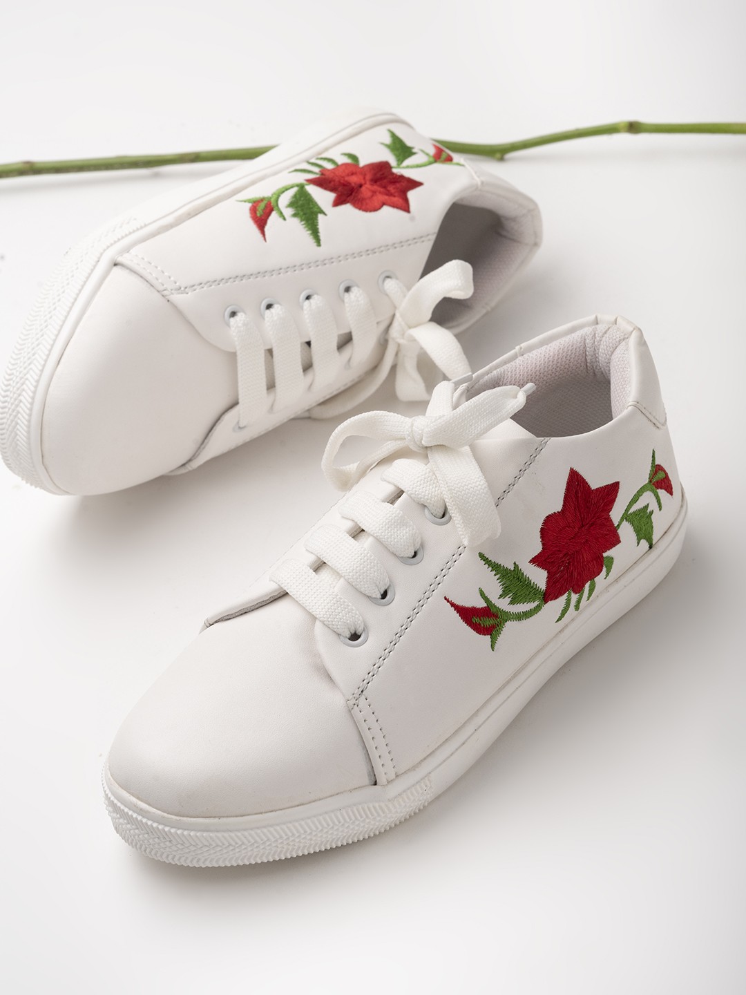 

Shoetopia Women White Woven Design Sneakers