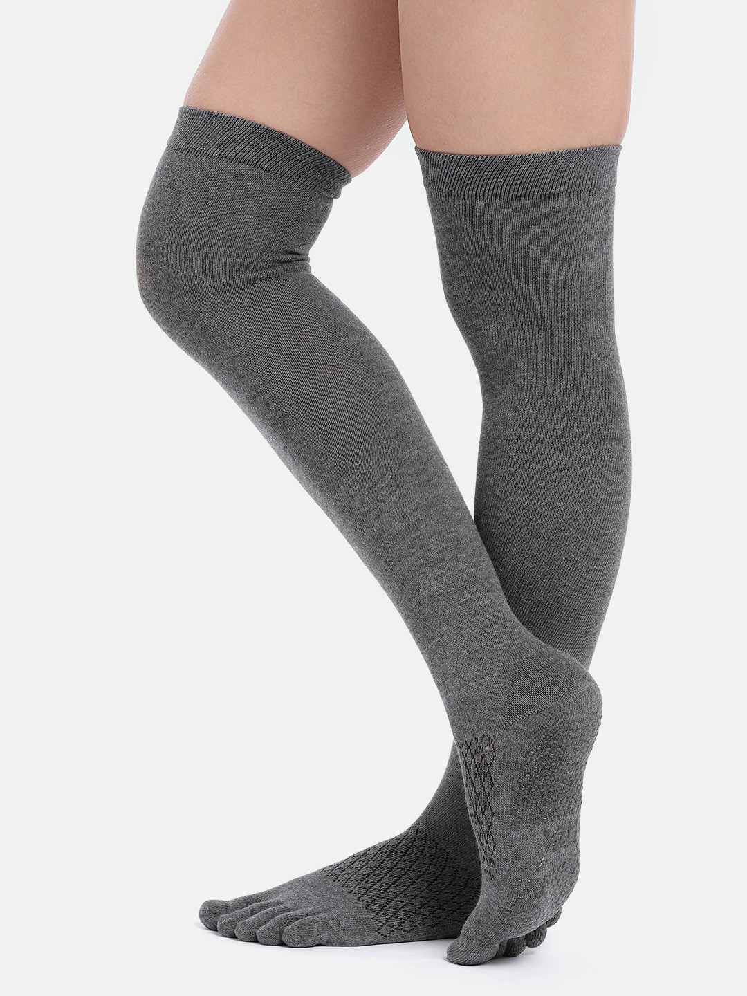 

HRX by Hrithik Roshan Women Charcoal Grey Solid Knee-Length Yoga Socks
