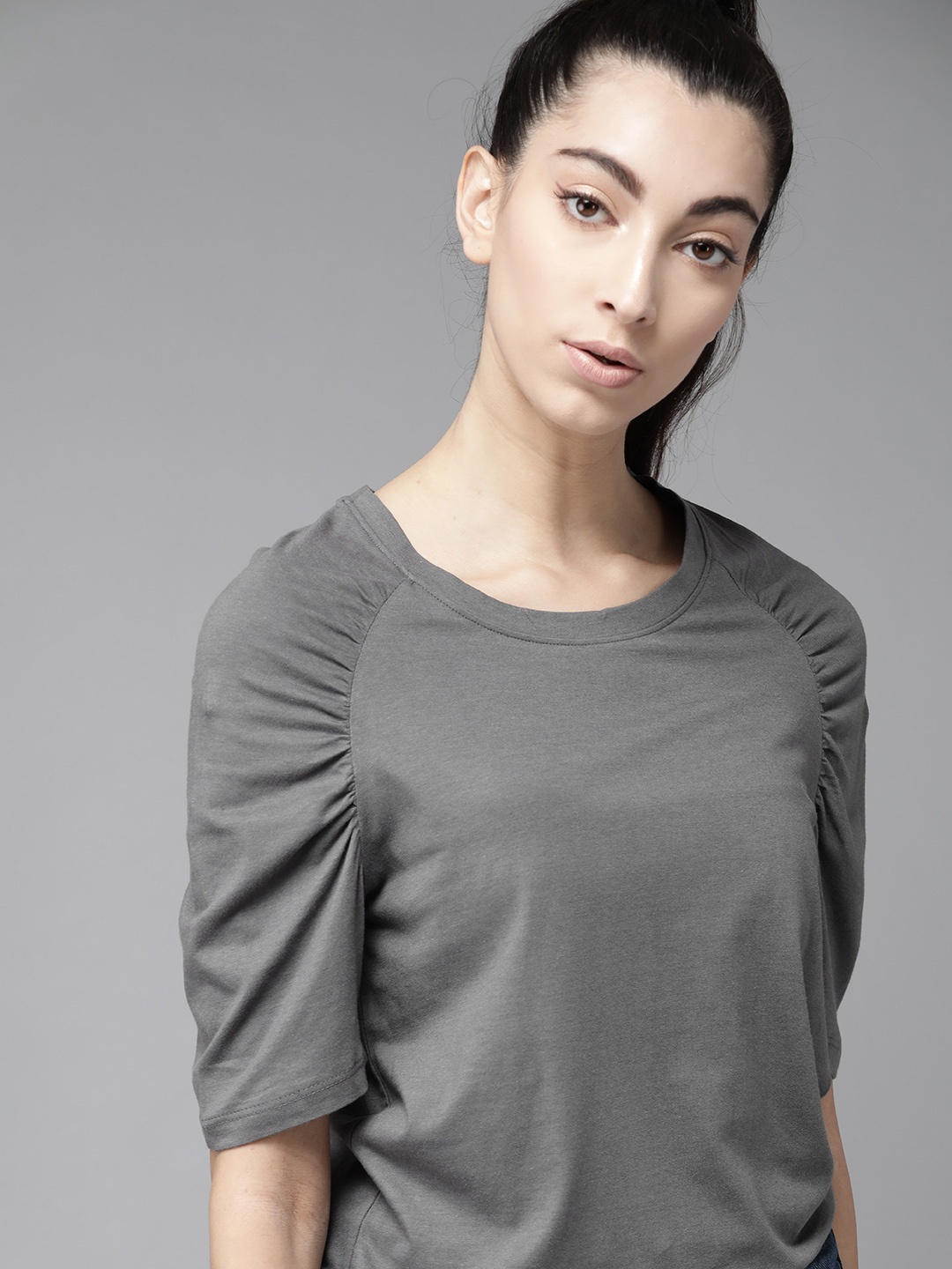 

The Roadster Lifestyle Co Women Grey Solid Puff-Sleeves Top