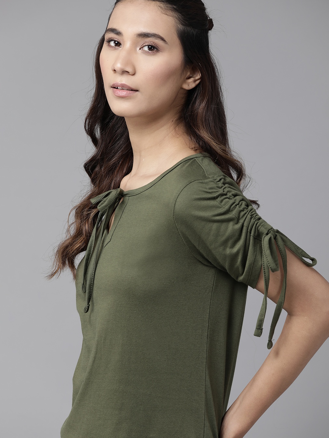 

The Roadster Lifestyle Co Women Olive Green Tie-Up Solid Top