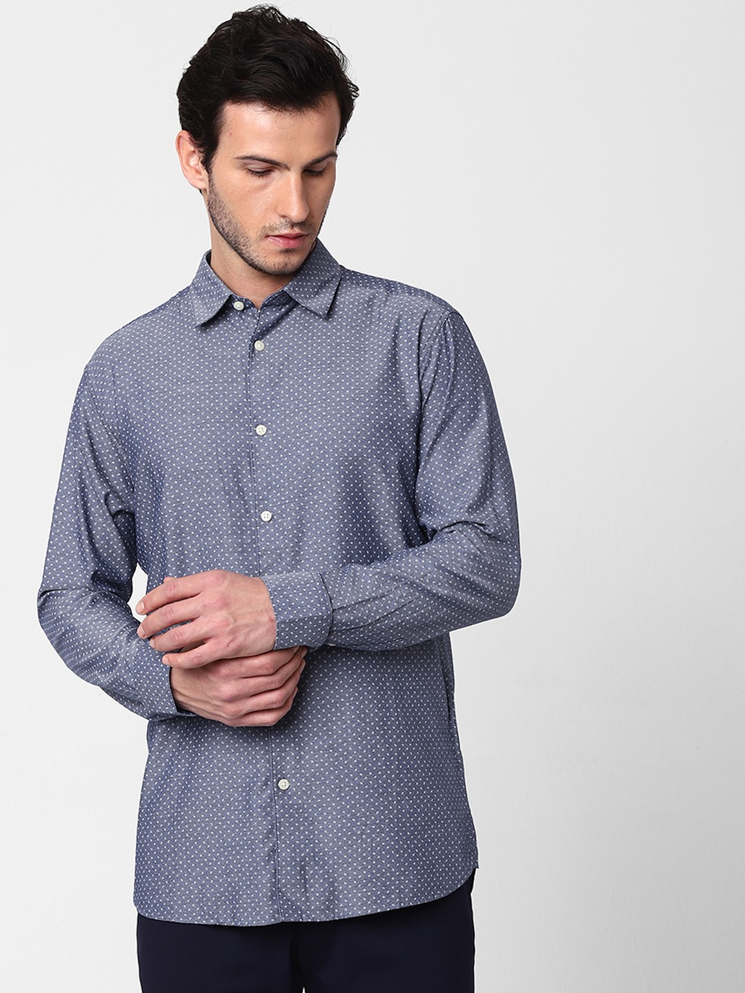 

SELECTED Men Blue & White Slim Fit Organic Cotton Printed Casual Shirt