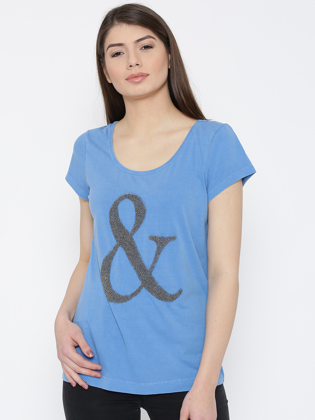 

Vero Moda Blue Beaded Detail Pure Cotton T-shirt