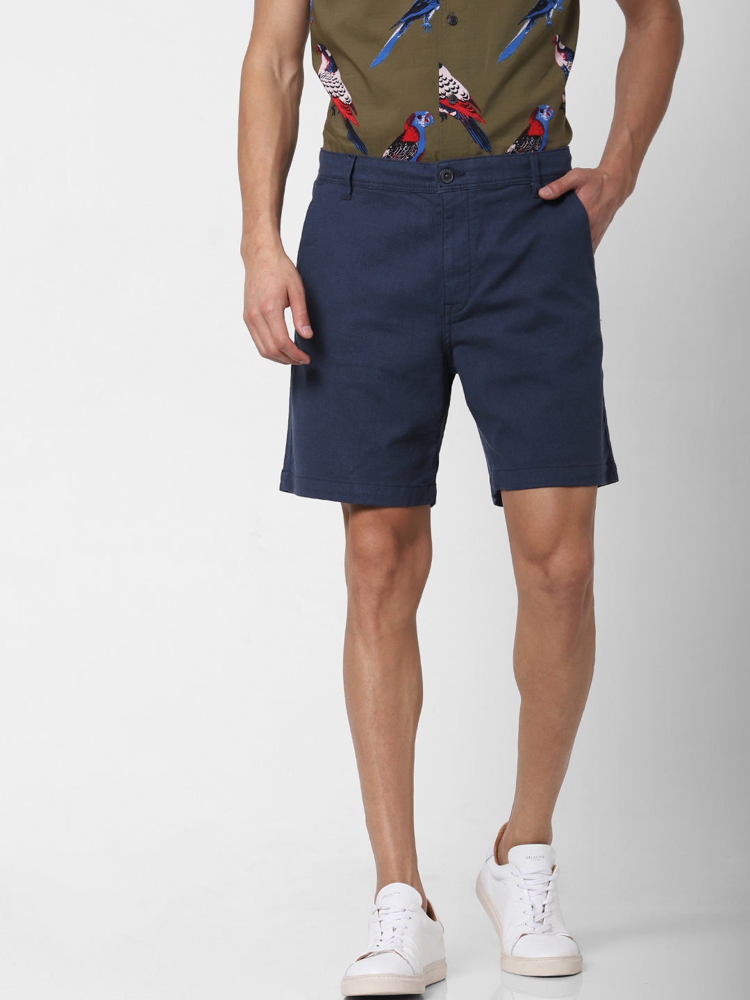 

SELECTED Men Navy Blue Solid Regular Fit Regular Shorts